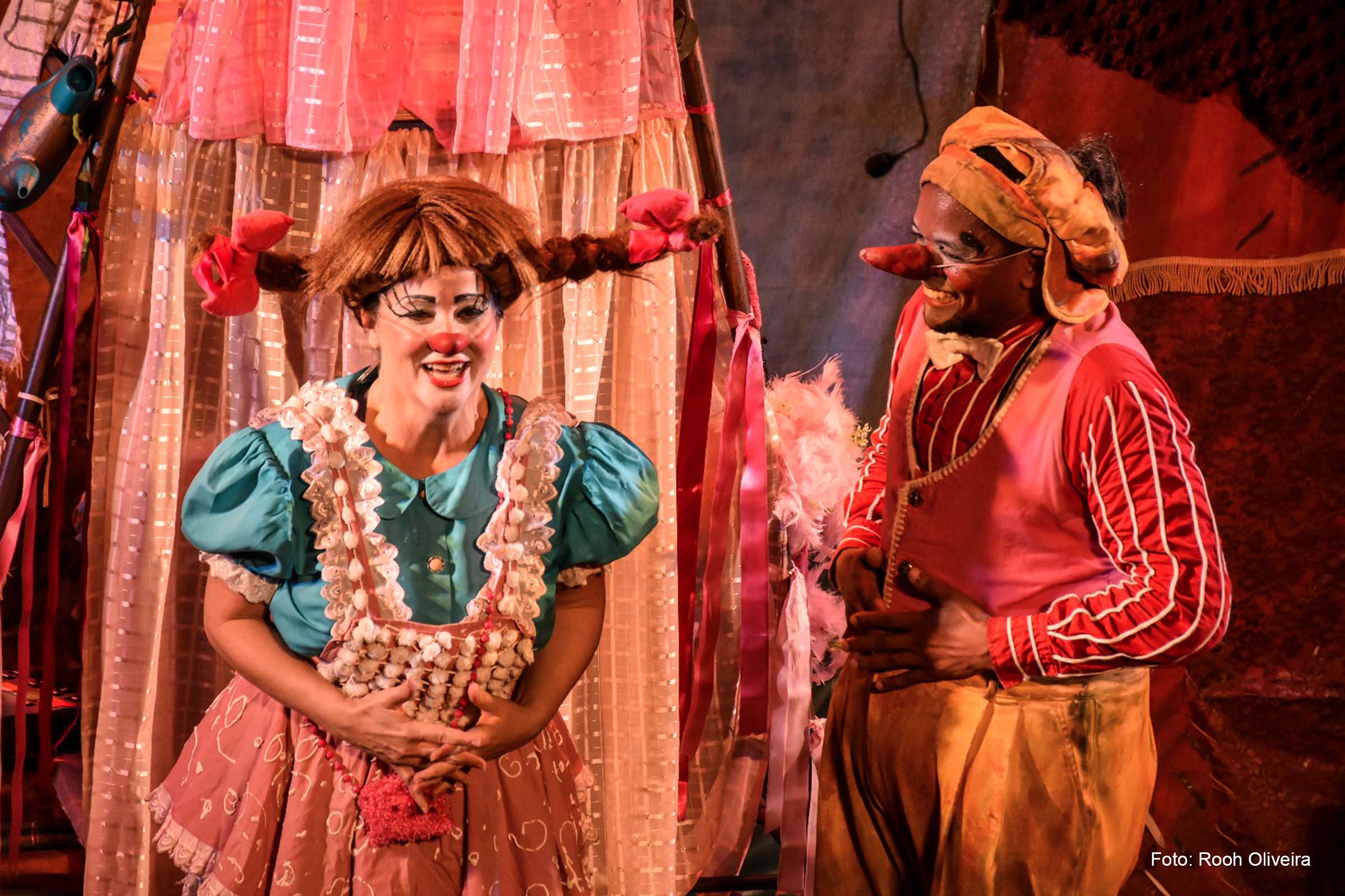O espetáculo celebra 25 anos de trabalho da Cia. Cuca de Teatro.
