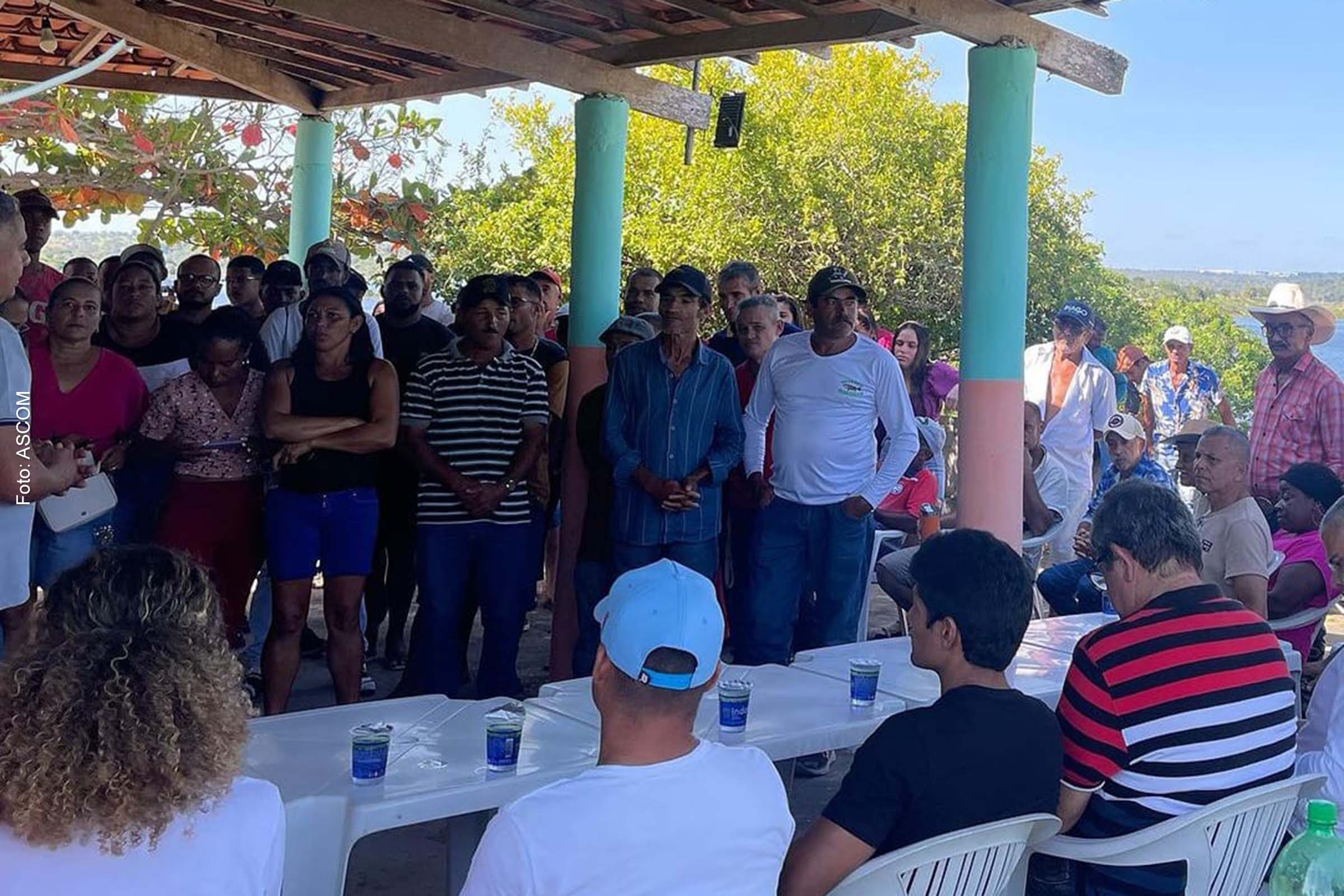O evento destaca a importância da comunidade pesqueira e a necessidade de políticas que equilibrem a atividade econômica.