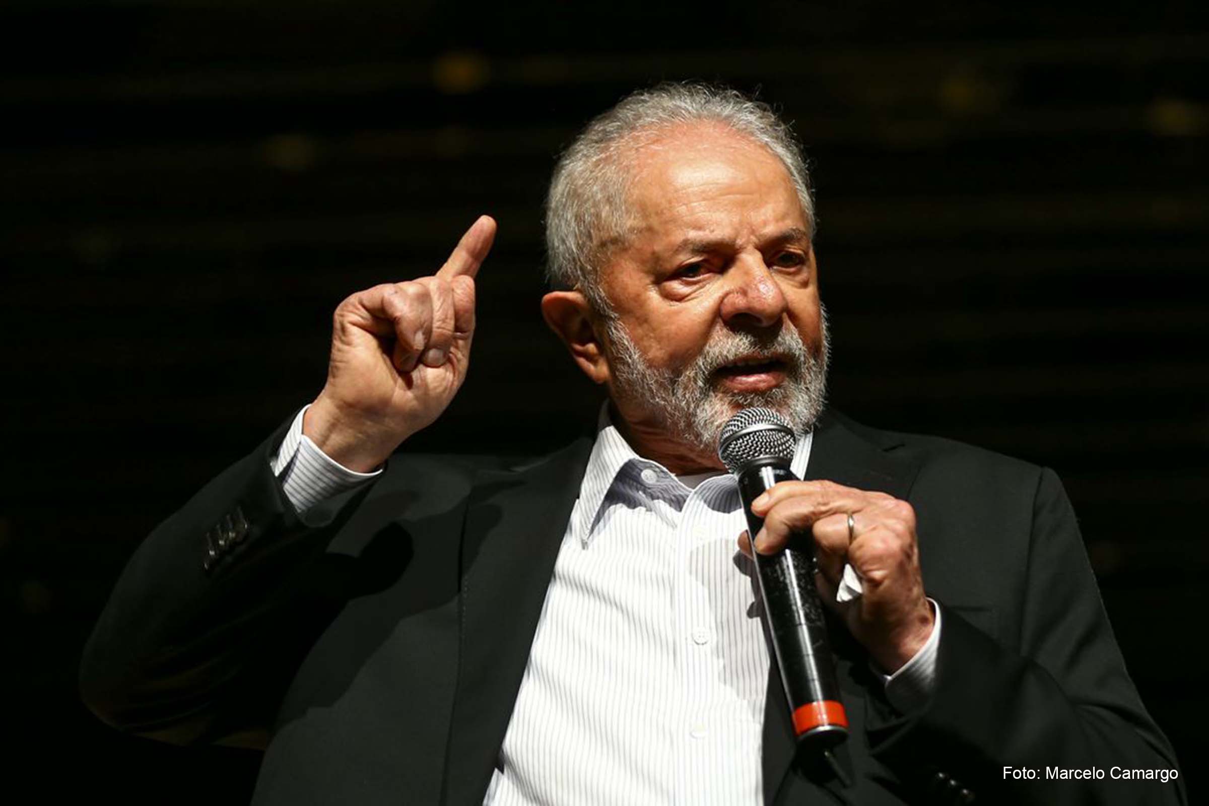 A proximidade entre o governo do presidente Lula e o Centrão tem provocado divergentes reações na política brasileira.