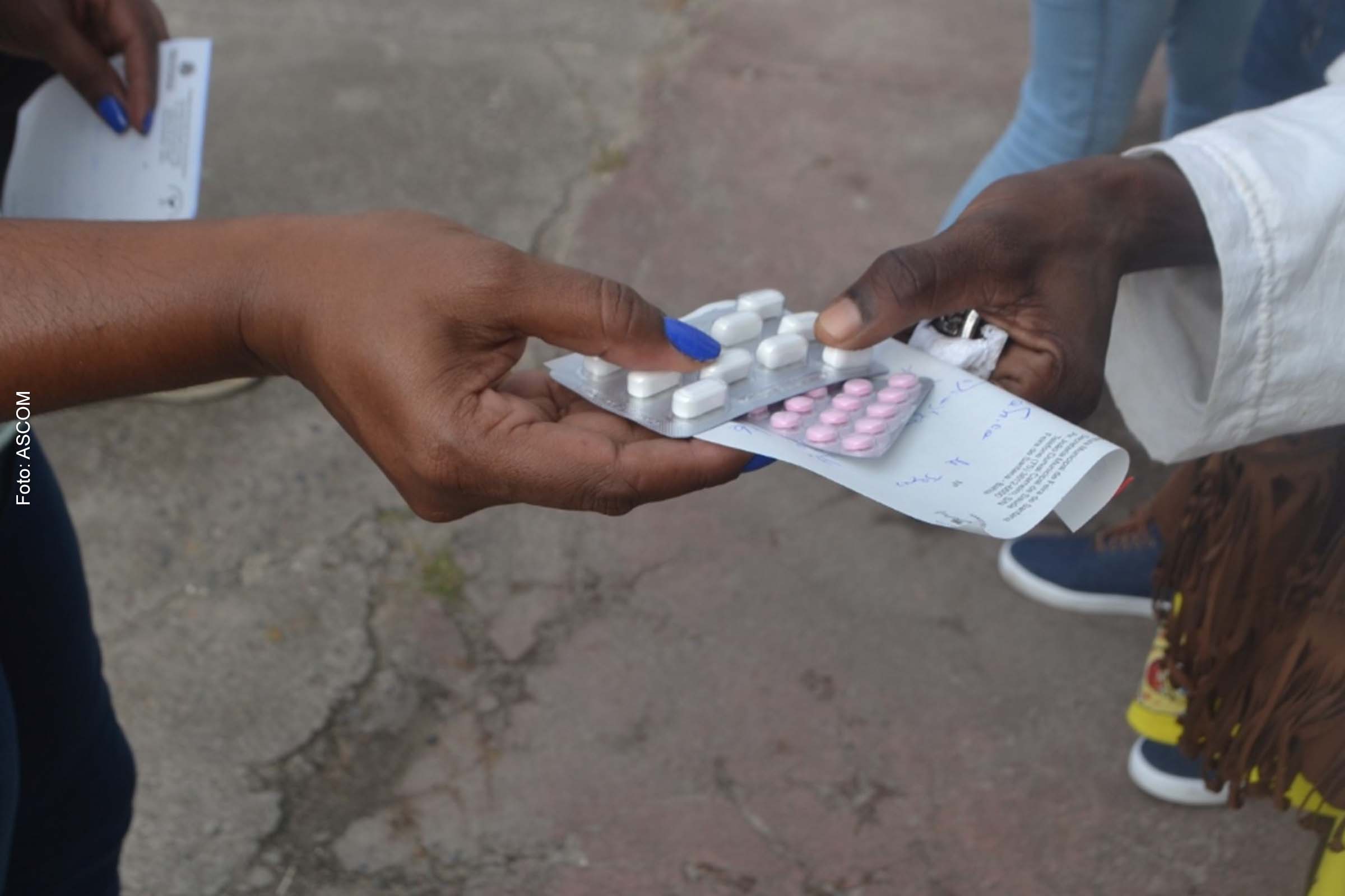 A CAF desempenha um papel vital no fornecimento de medicamentos essenciais para a população.