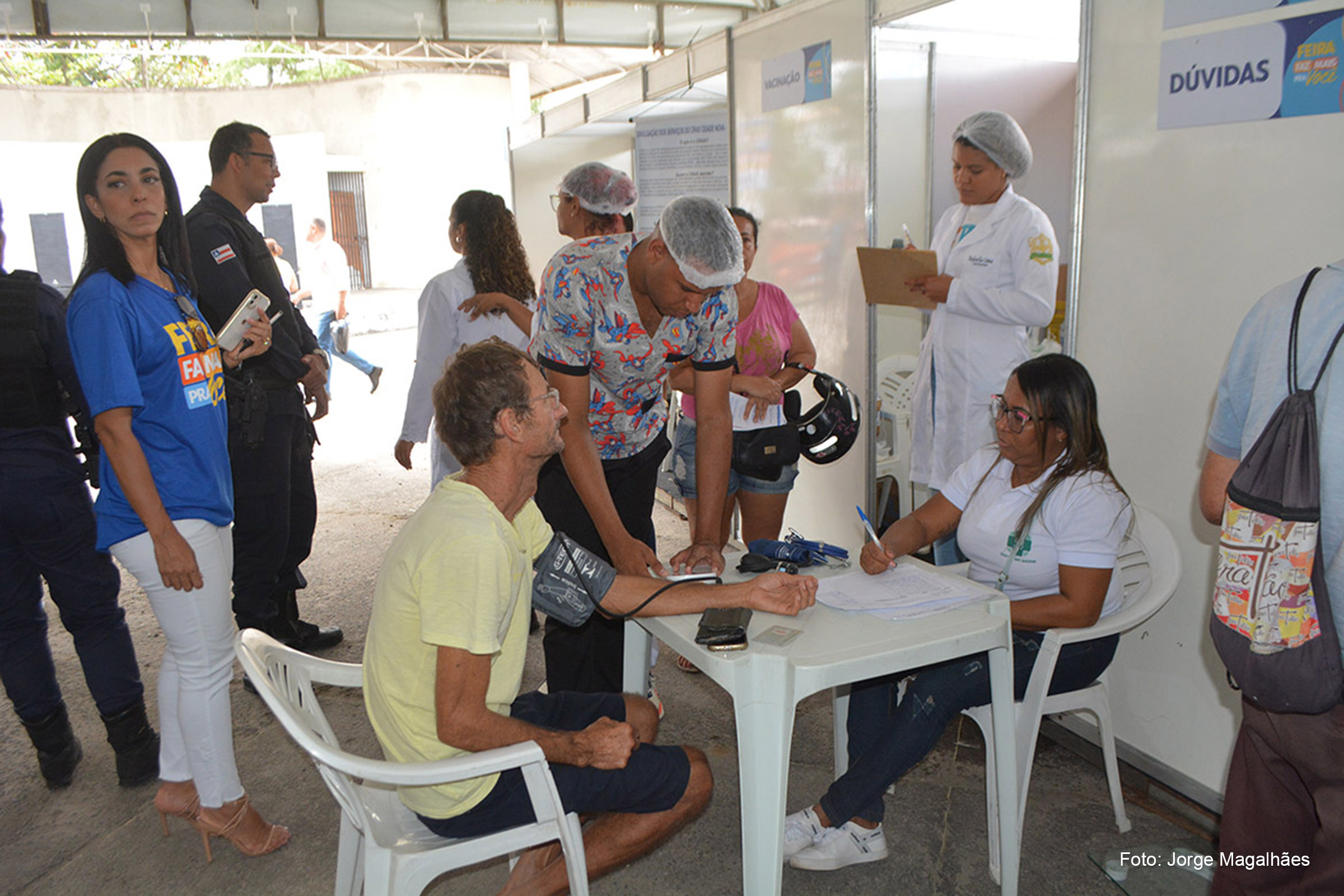 Ação trouxe uma gama de serviços médicos e testes rápidos à disposição dos moradores.