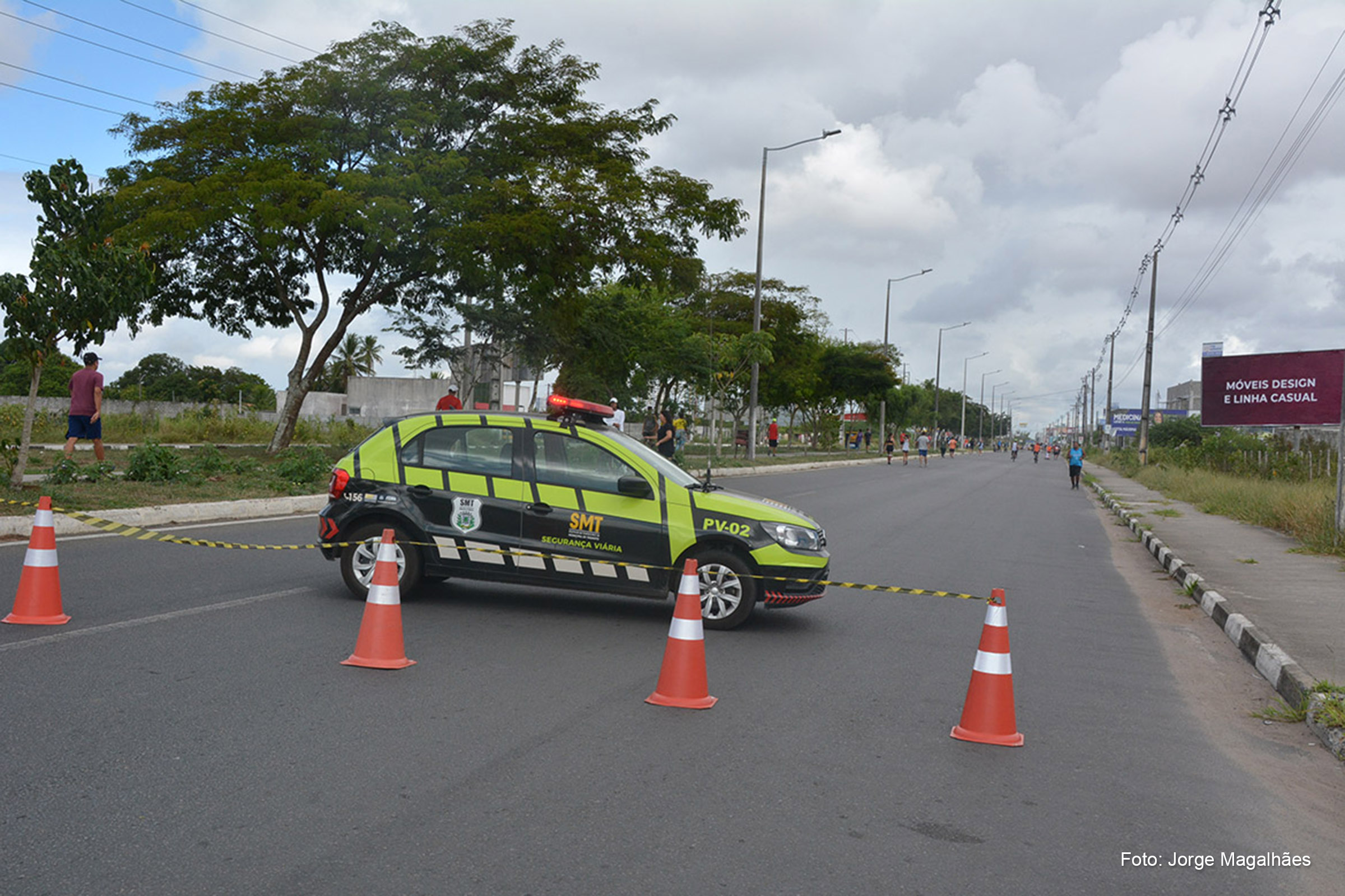 Agentes da SMT estarão presentes para orientar motoristas e garantir a segurança dos corredores.