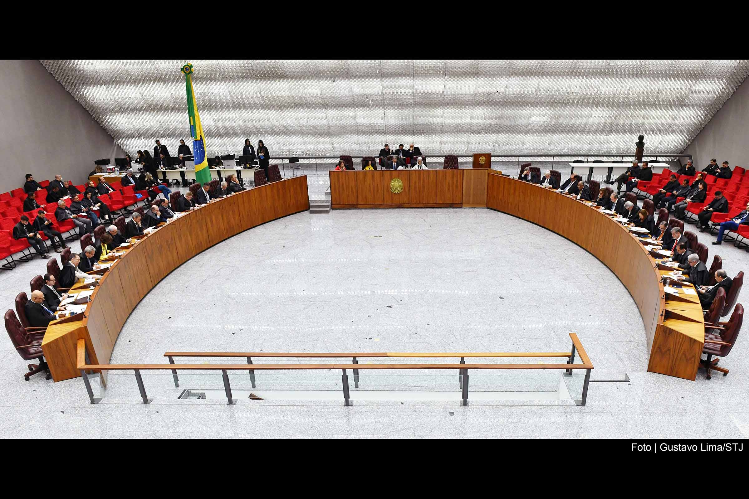 Sessão do Pleno para a definição das listas com nomes dos candidatos às vagas de ministro no STJ.