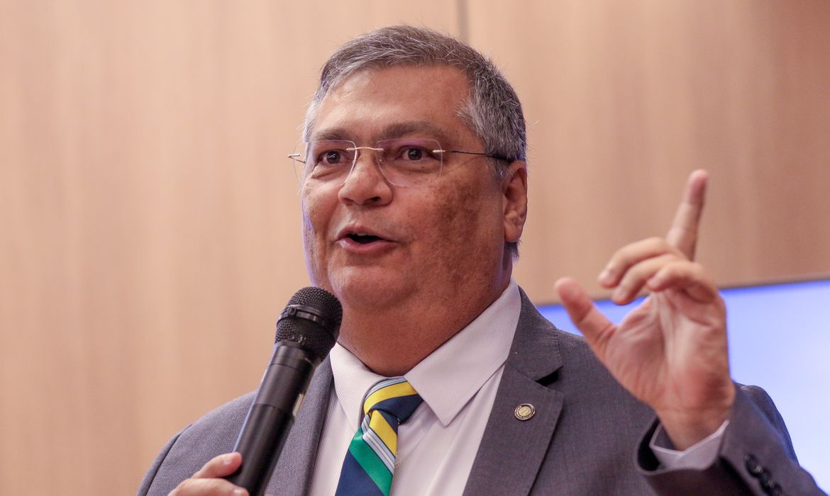 Flávio Dino descarta campanha para ser ministro do STF