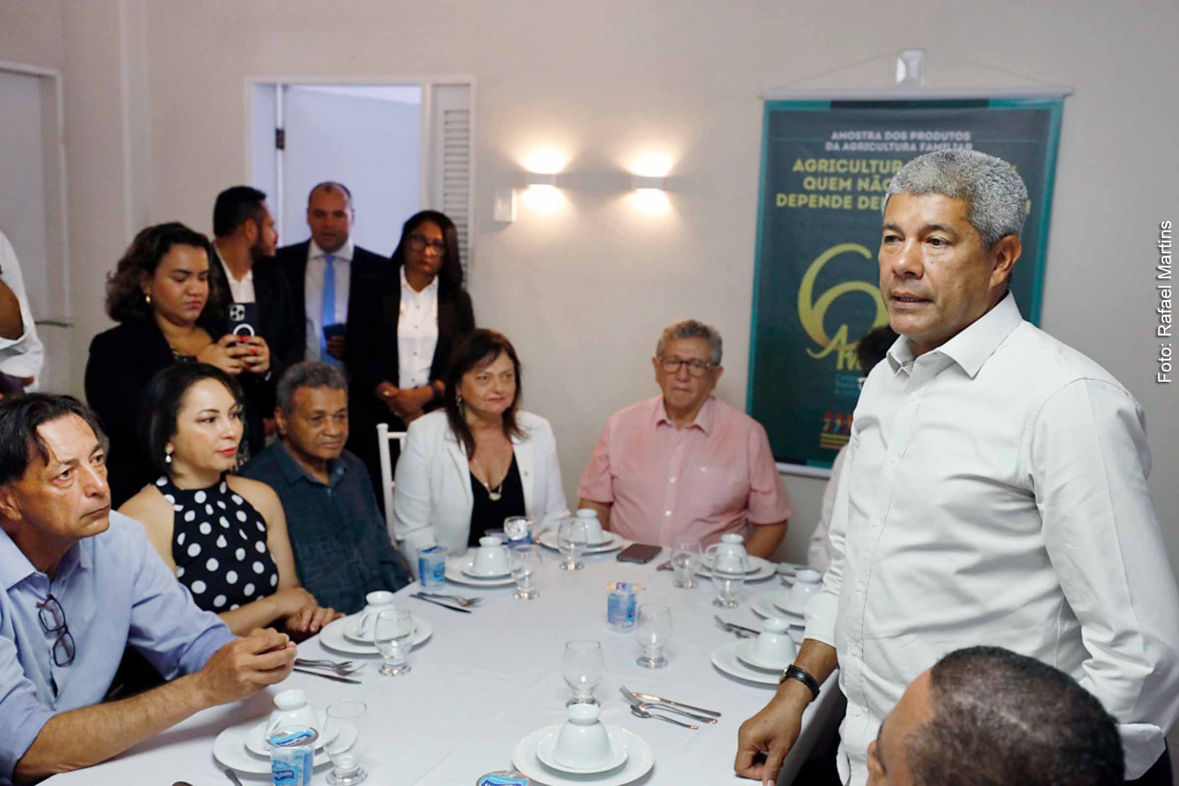 Investimentos e diálogo direto marcam comemorações dos 60 anos da entidade sindical. Governador Jerônimo Rodrigues participou de solenidade na sede da Fetag.