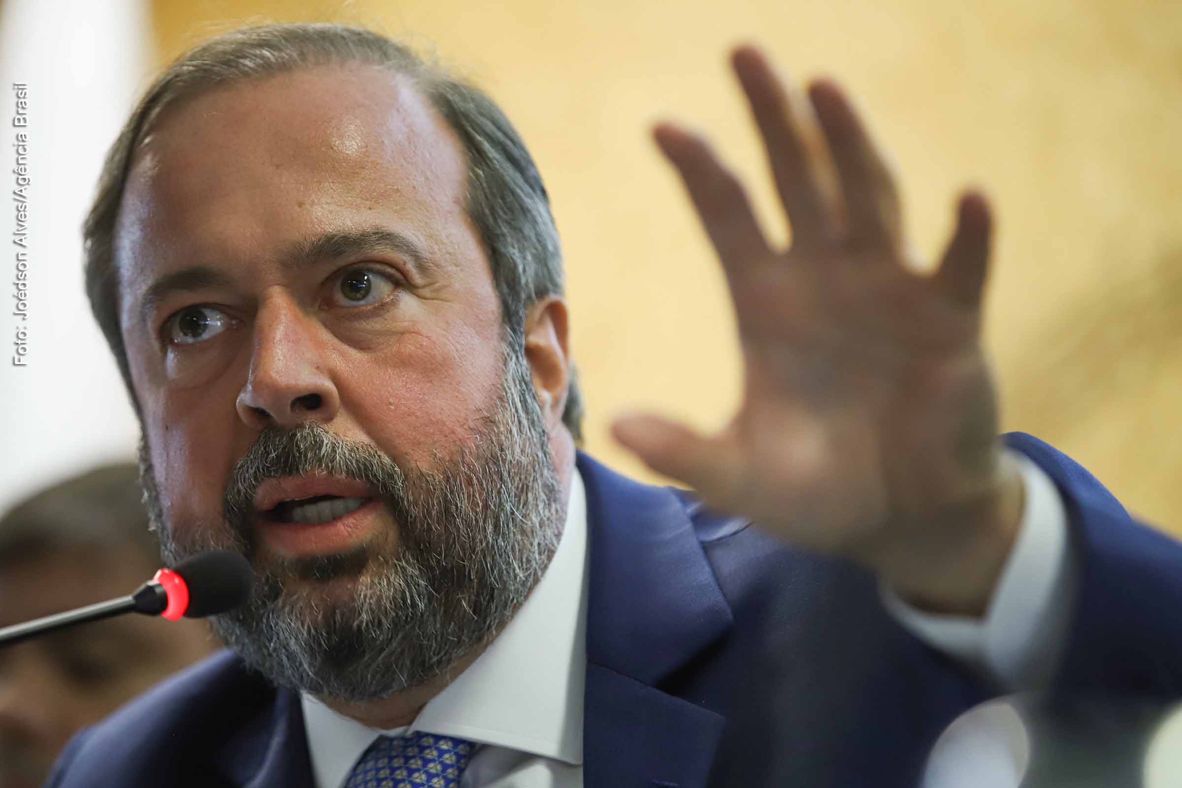 Ministro Alexandre Silveira defende recompra da refinaria na Bahia para beneficiar moradores e segurança energética; Rlam é controlada pelo Mubadala Capital, dos Emirados Árabes Unidos