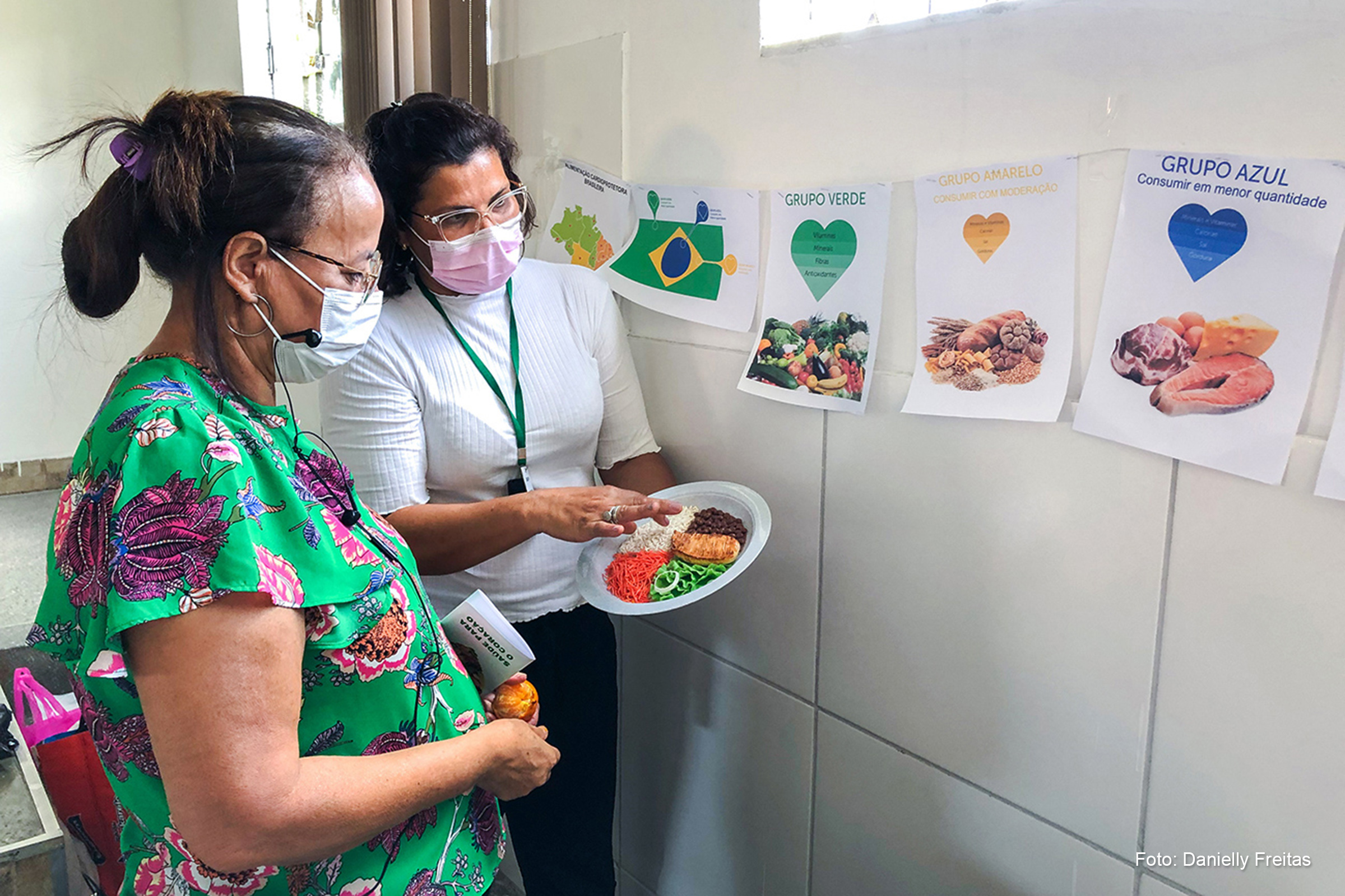 Com mais de 44 nutricionistas em diversos setores, a cidade personaliza o cuidado alimentar.