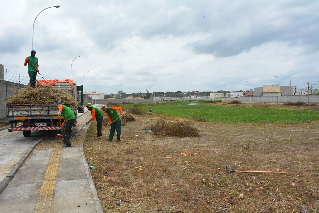 Secretaria Municipal de Serviços Públicos intensificou a manutenção e limpeza da área. (Foto: Valdenir Lima/PMFS)