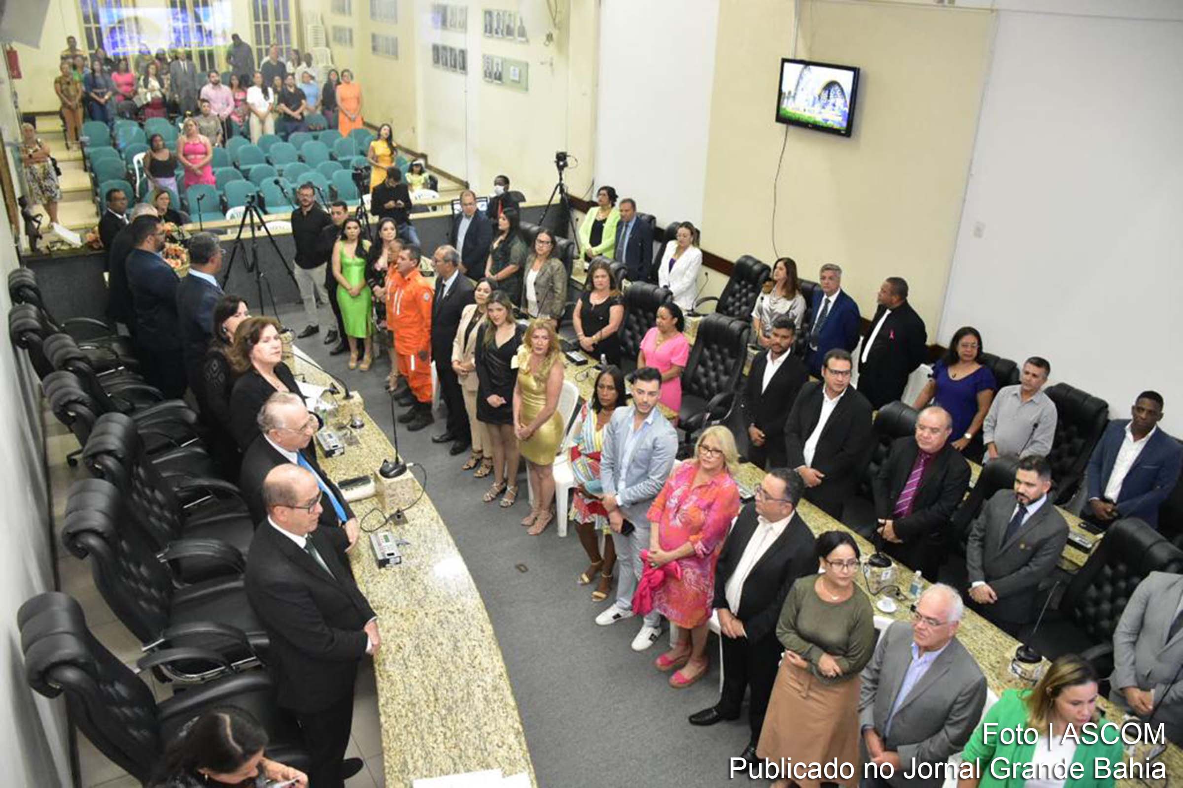 Sessão solene na Câmara Municipal homenageia o primeiro médico a atuar em Feira de Santana.