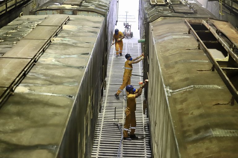 Congresso também aprovou a regulamentação da aplicação dos exames toxicológicos já exigidos pela CLT. (Foto: Claudio Neves/Portos do Paraná)