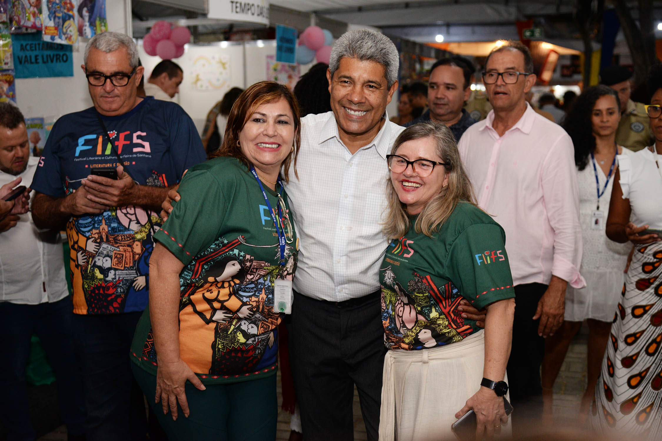 Governador Jerônimo Rodrigues visita a 16ª edição da FLIFS e destaca importância da literatura na Educação