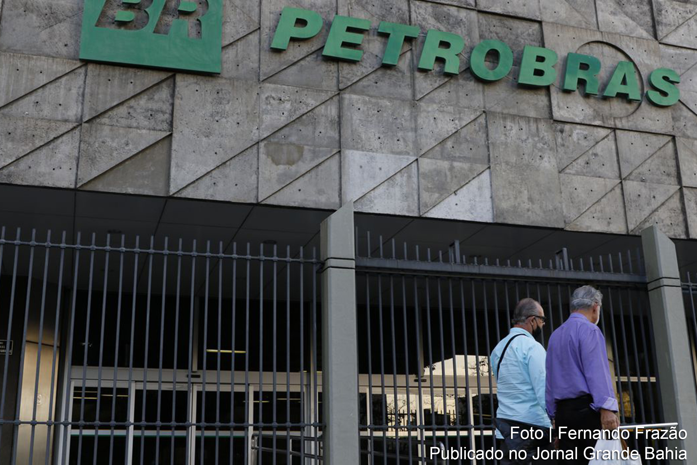 No acumulado do ano, os preços da gasolina e do diesel para as distribuidoras registraram reduções.