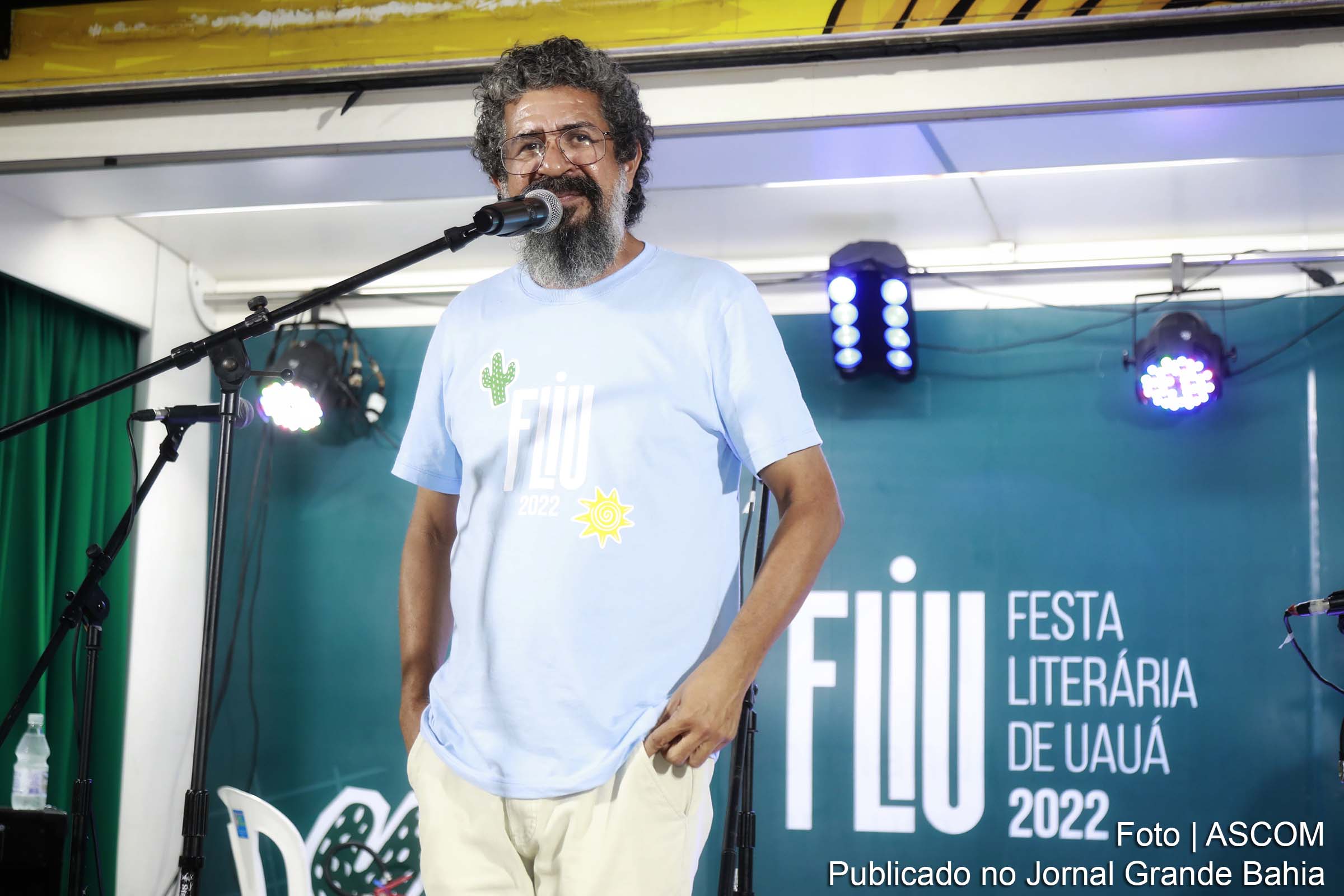 A edição 2023 da FLIU terá novamente o poeta-cantador Maviael Melo como um dos curadores.