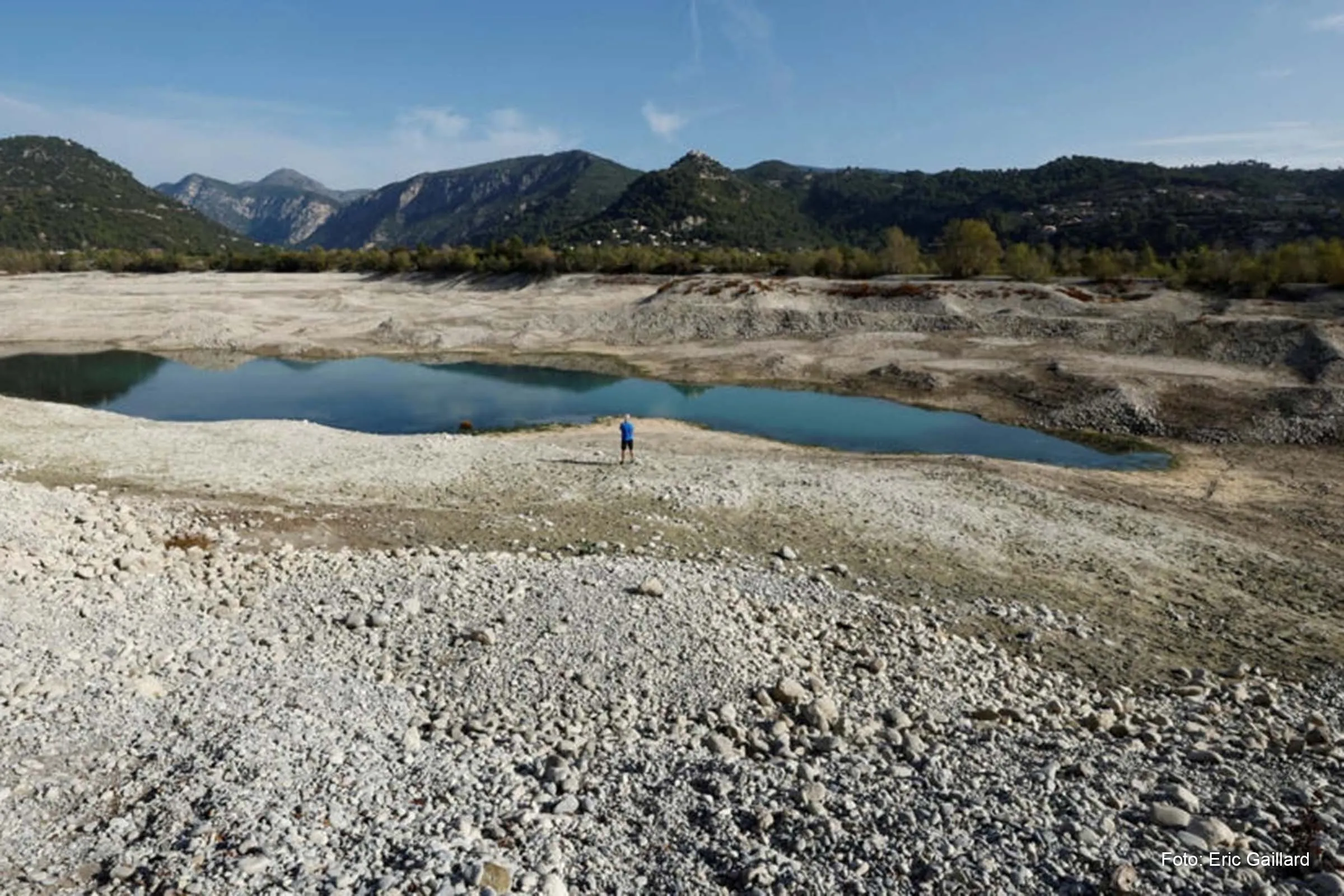 Os níveis de vazão do rio estão atualmente 50% abaixo da média histórica.