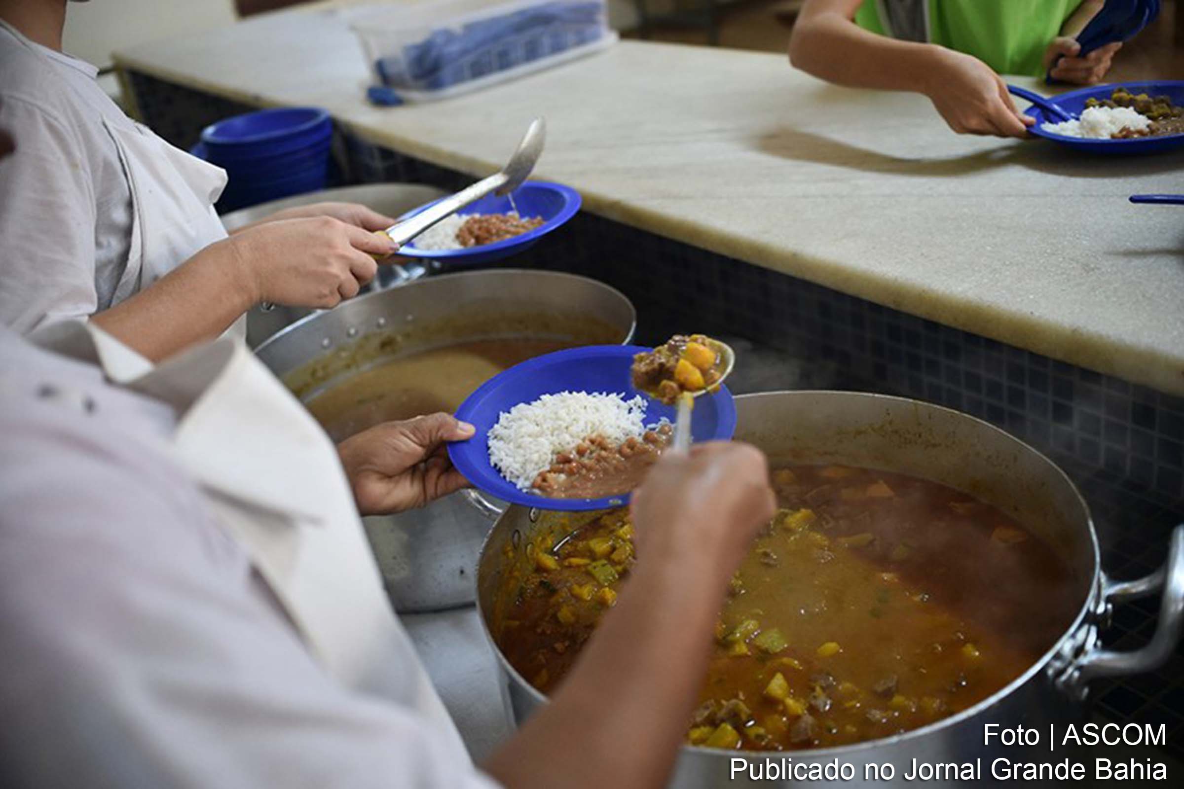Presidente Lula sanciona a Lei 14.734, de 2023, que determina aporte financeiro e estrutural para os conselhos de alimentação escolar em todo o país.
