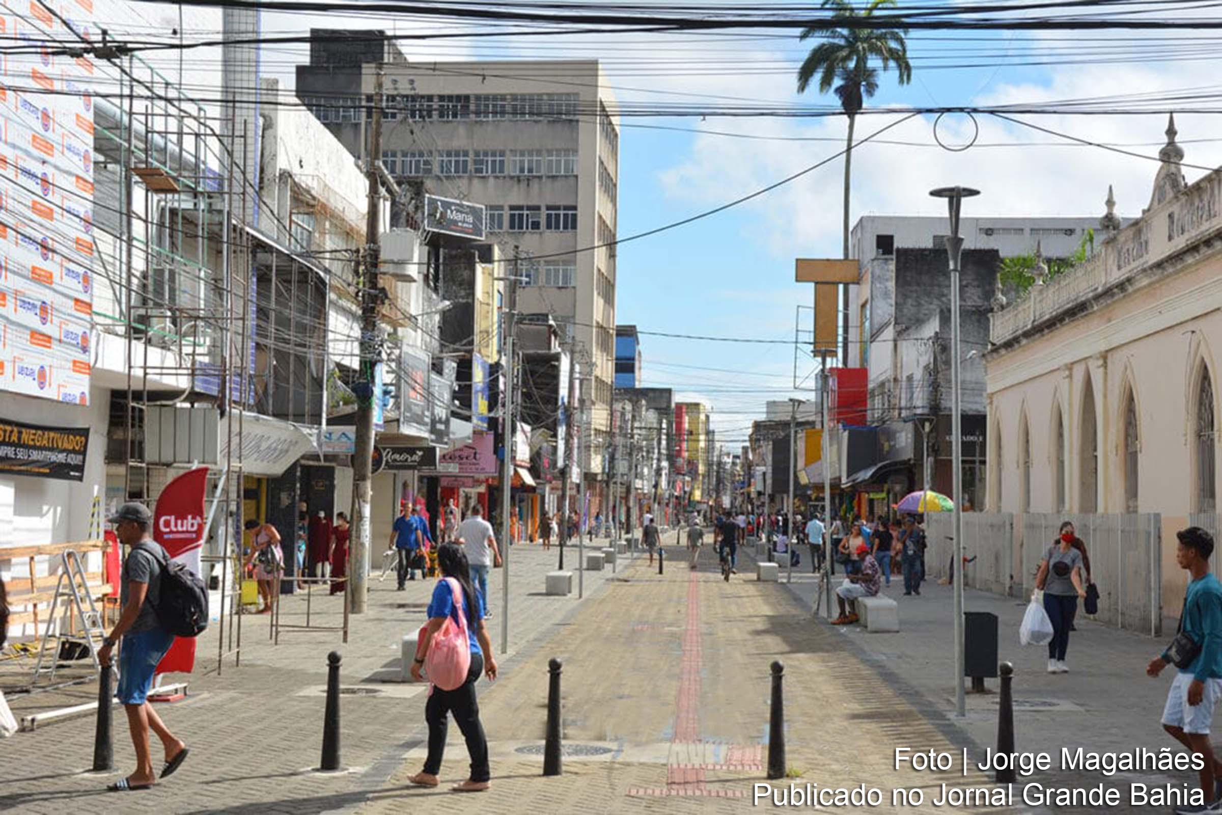 Vereador Correia Zezito e a Câmara buscam informações sobre a eficácia da rede de hidrantes em Feira de Santana.