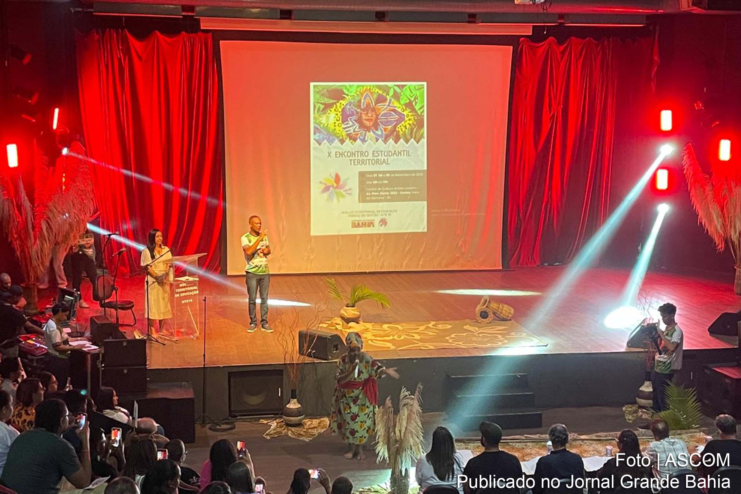 Estudantes participam de encontros territoriais de arte, cultura e ciências em Feira de Santana e Vitória da Conquista