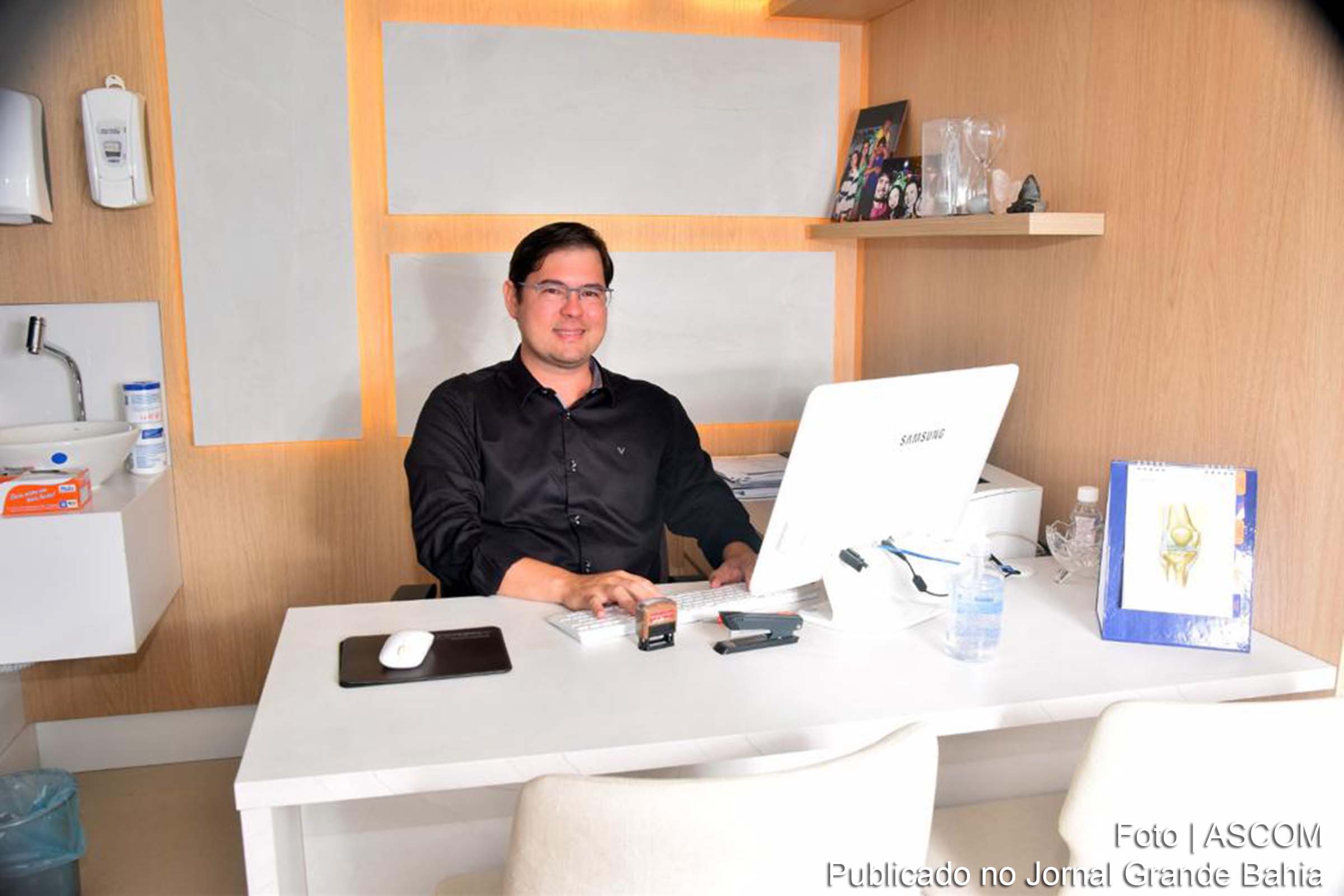 Especialistas se reúnem para promover o FibroDay, um dia de conscientização sobre a fibromialgia.