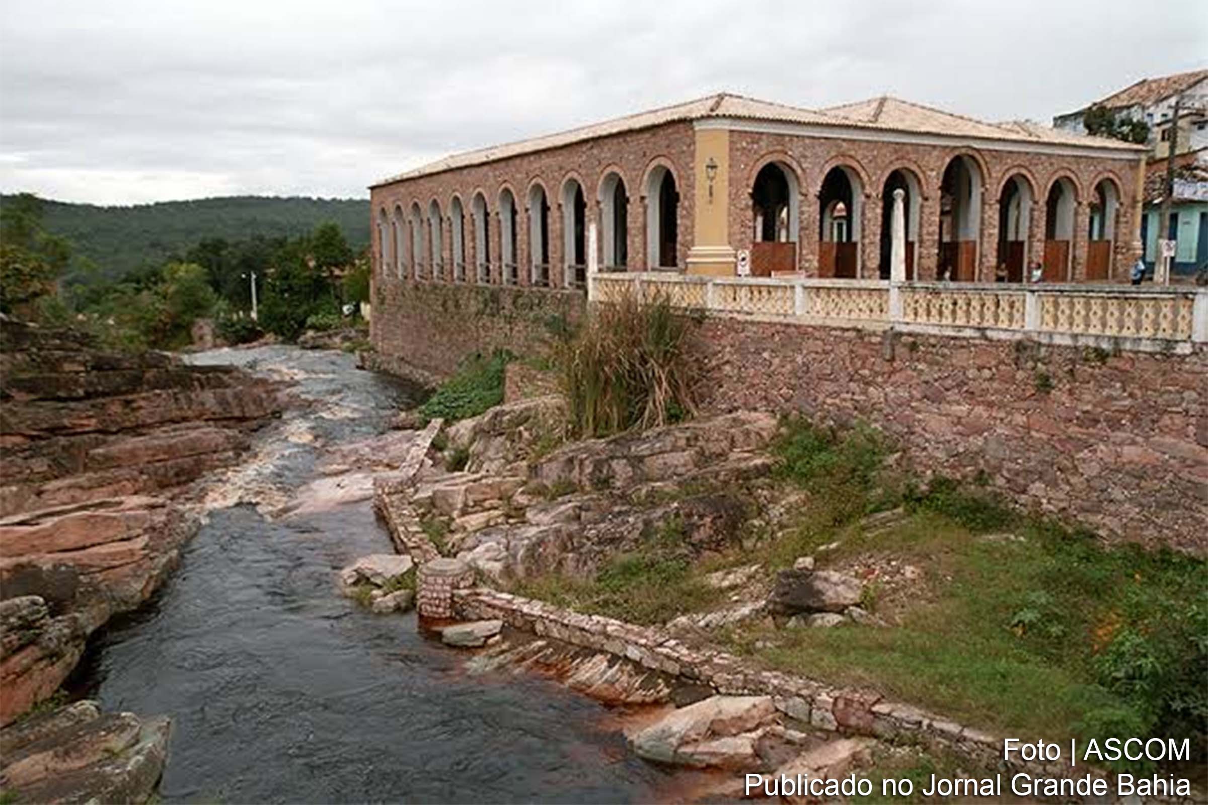 A modernização do Aeroporto Coronel Horácio de Matos e a capacitação turística fortalecem o potencial de Lençóis como destino na Chapada Diamantina.