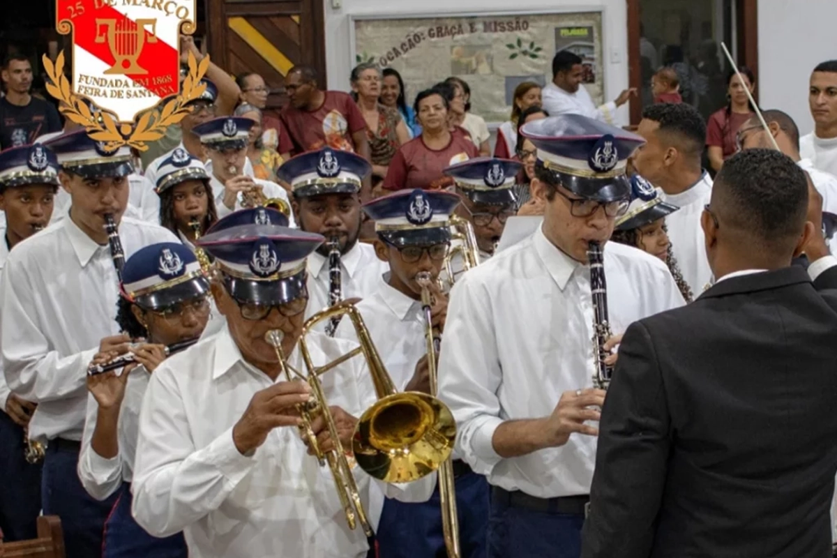 Maestro da Filarmônica 25 de Março, de Feira de Santana, Tony Neves divulgou o programa com as partituras que serão executadas pela banda e foram escolhidas cinco partituras no Fórum Musical.