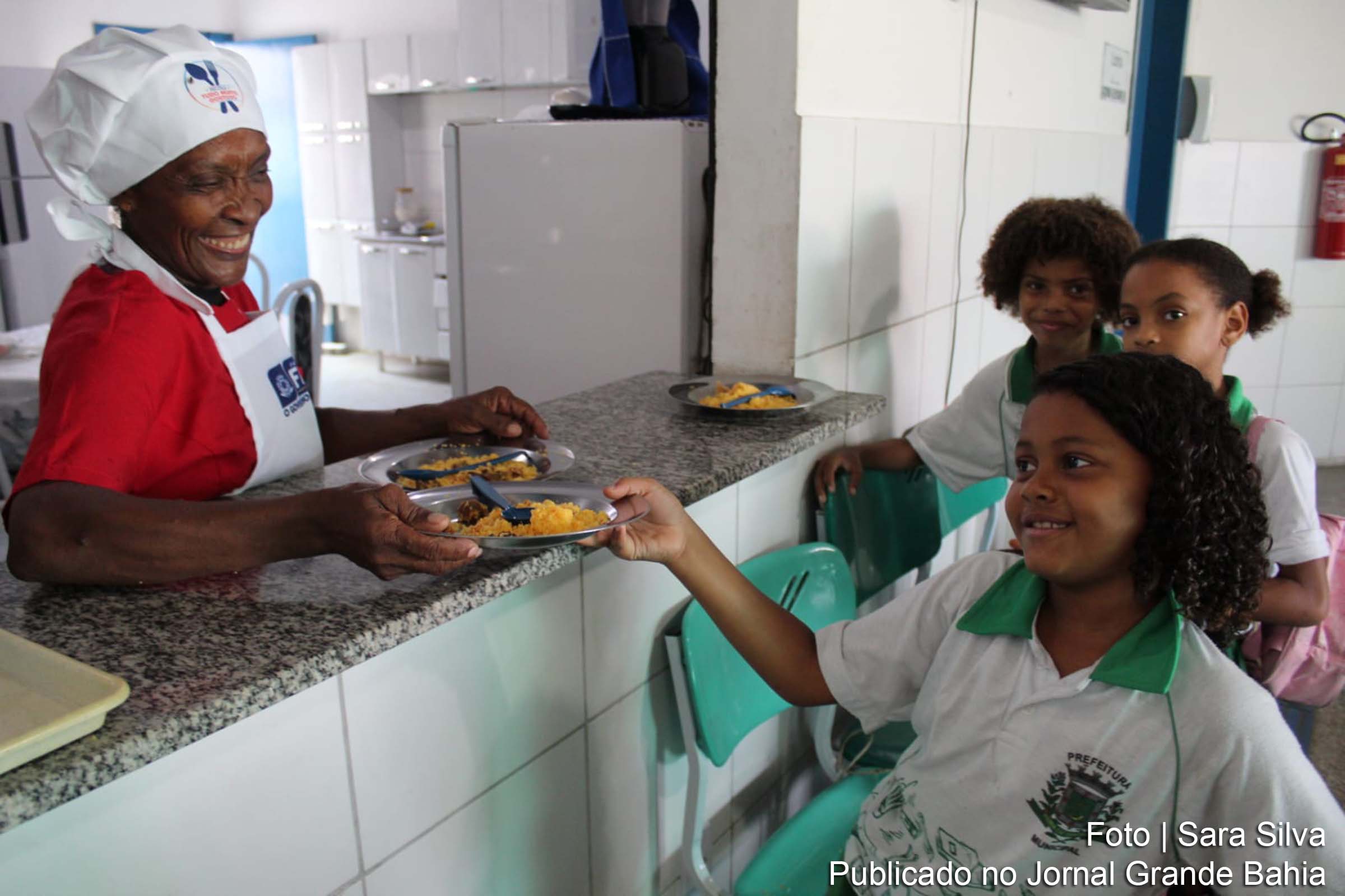 Câmara aprova em 1ª votação projeto que visa combater a obesidade infanto-juvenil.