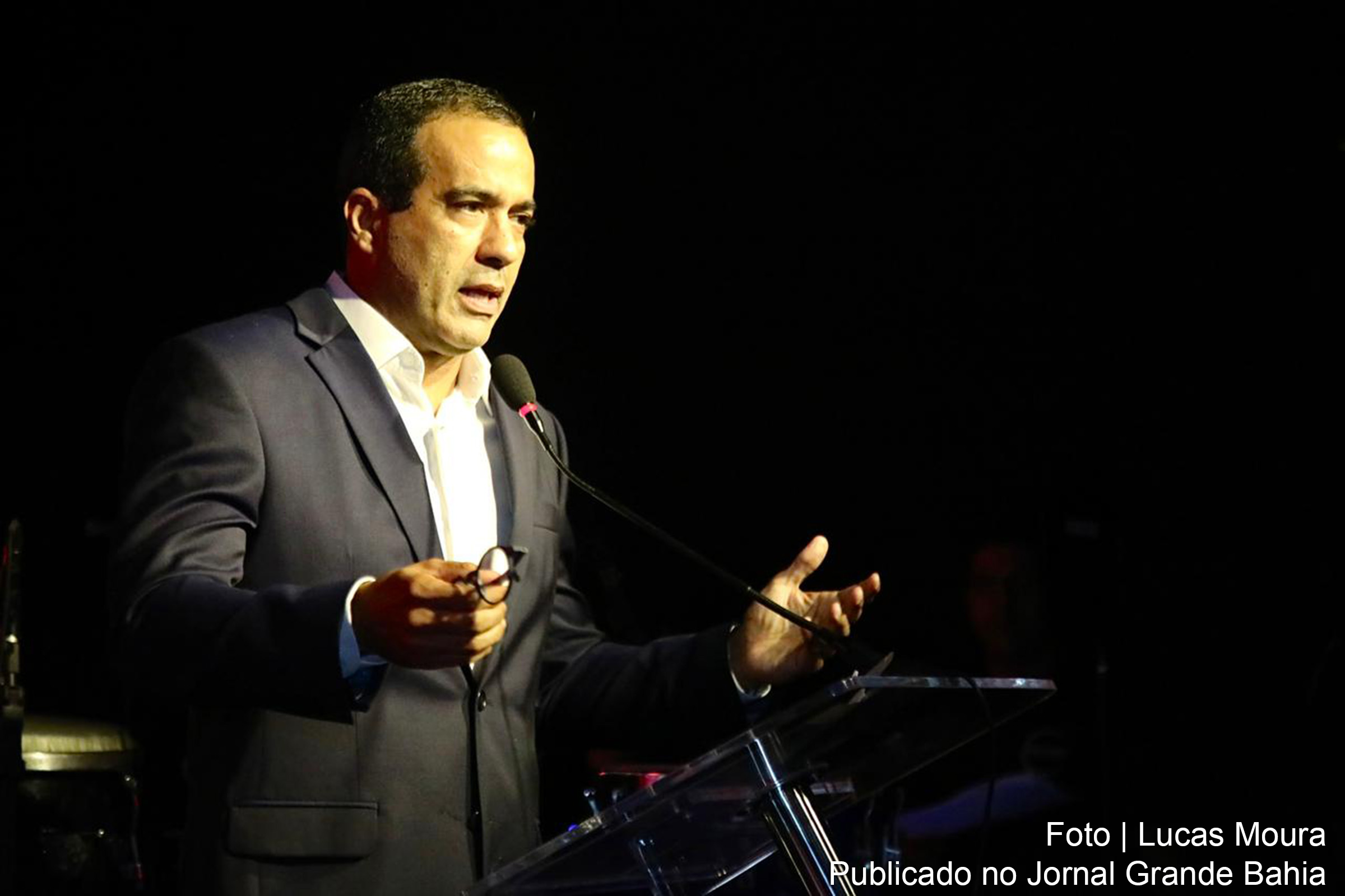 Incentivos fiscais, programa de parcelamento de dívidas e mudanças no ITIV visam impulsionar o crescimento e a revitalização do Centro Histórico.