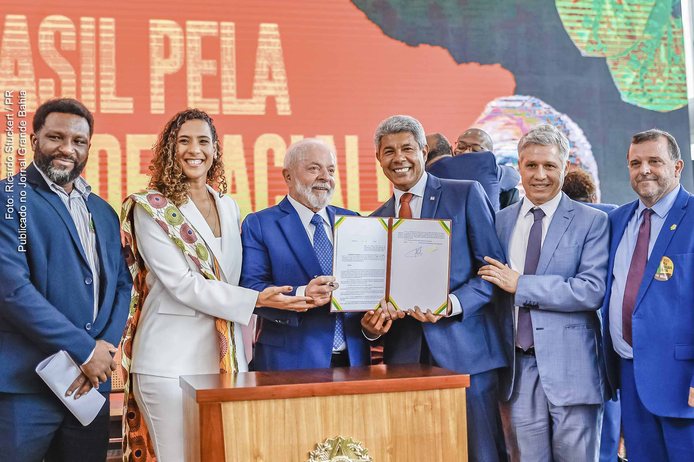 Presidente Lula e o governador Jerônimo Rodrigues participaram da cerimônia “O Brasil pela Igualdade Racial”.