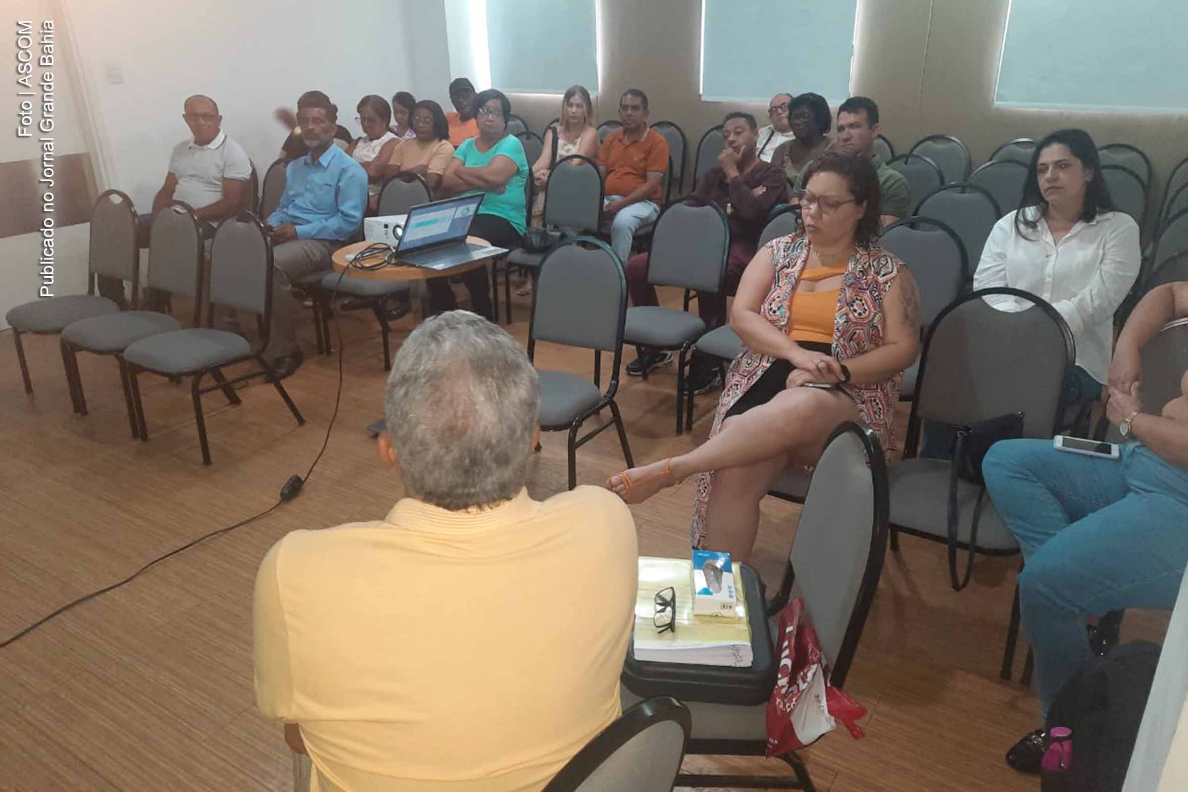 Encontro da nova diretoria da SINDESP estabelece estratégias inovadoras visando melhorias para diversas categorias de servidores. Presidente destaca a proximidade do sindicato com as demandas das secretarias e órgãos municipais.