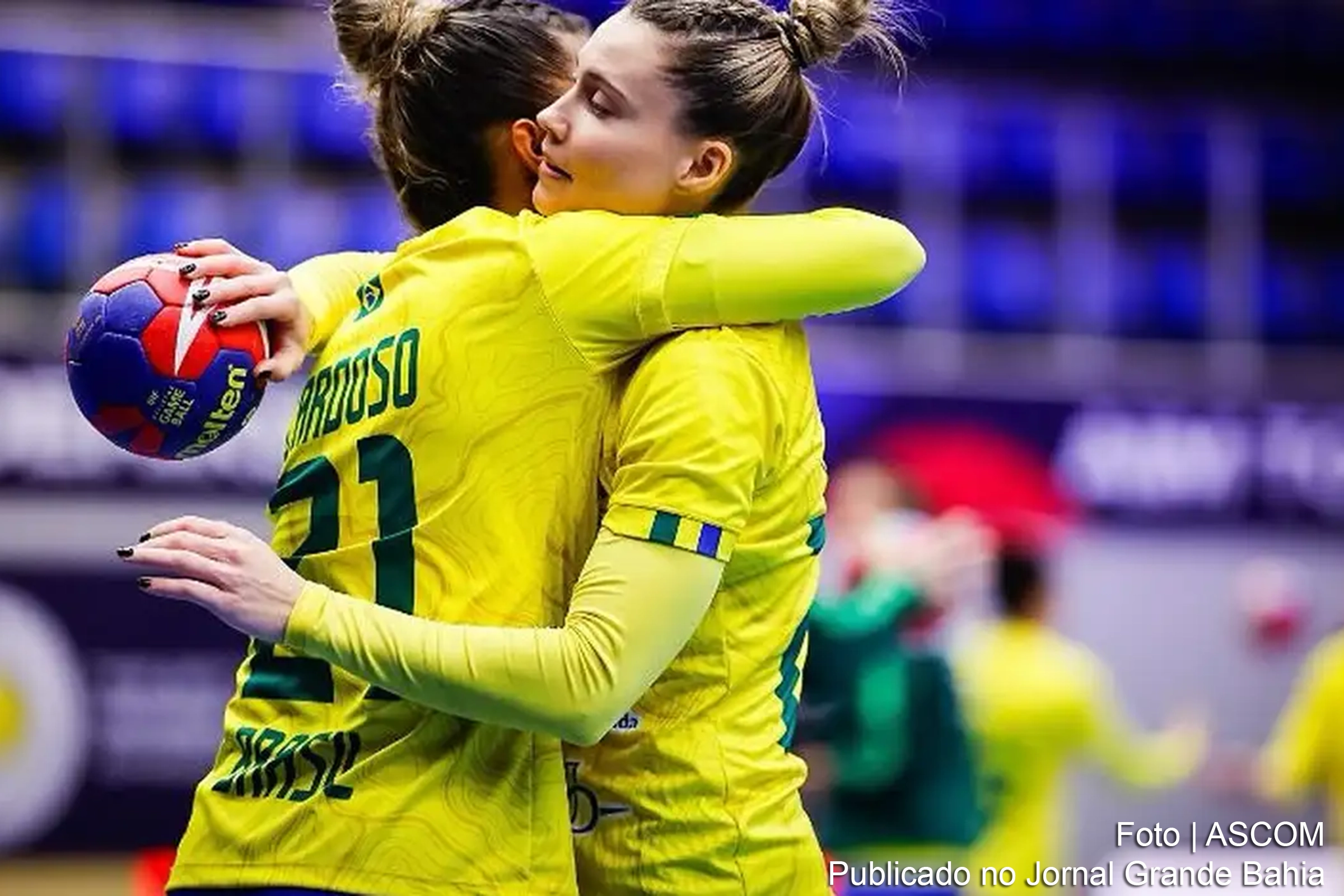 Seleção brasileira feminina de handebol, recém-heptacampeã no Pan, domina a Ucrânia por 35 a 20 na estreia do Mundial na Escandinávia.