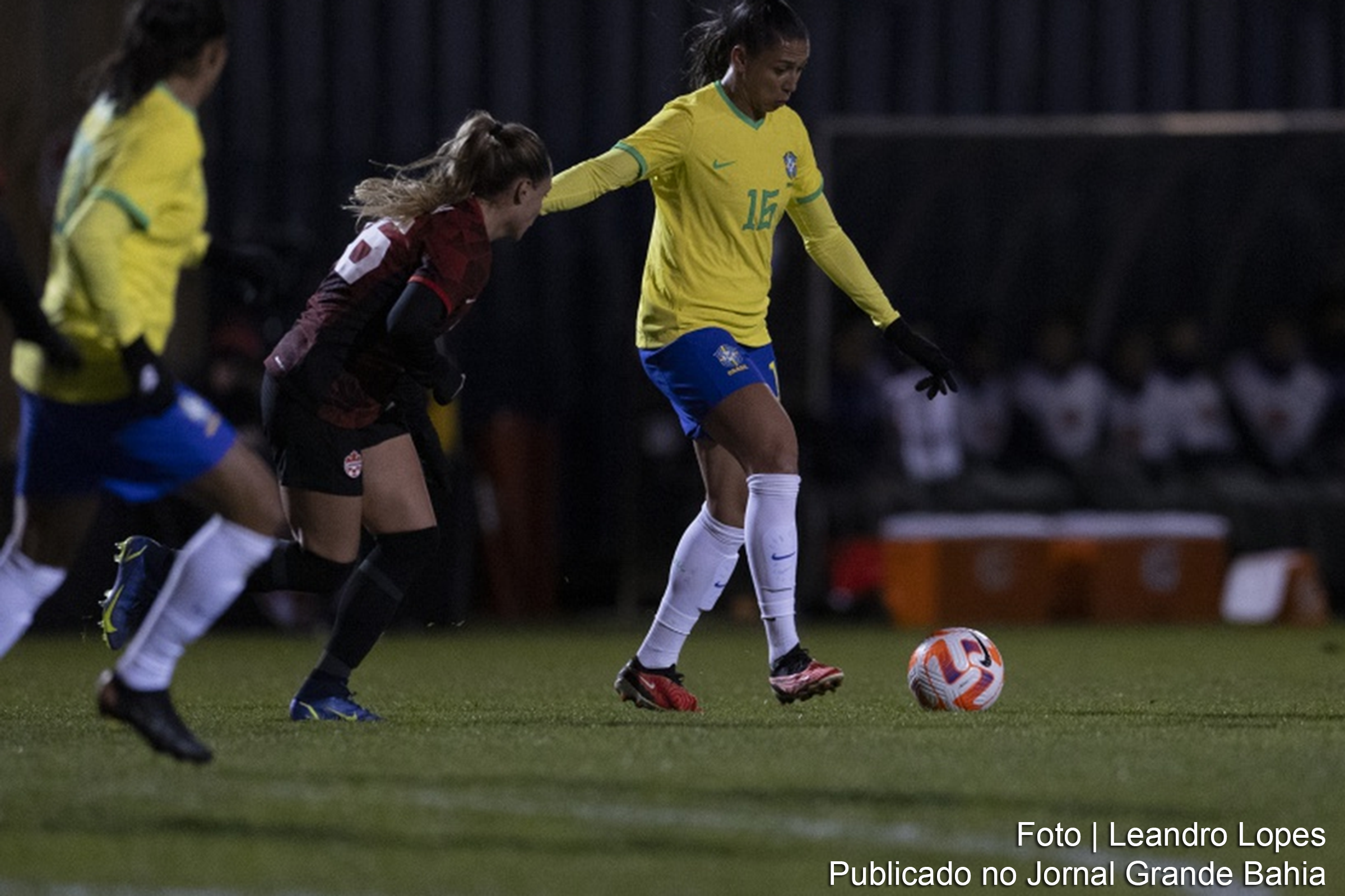 Brasil sofre derrota por 2 a 0 contra o Canadá em amistoso no Wanderers Stadium.