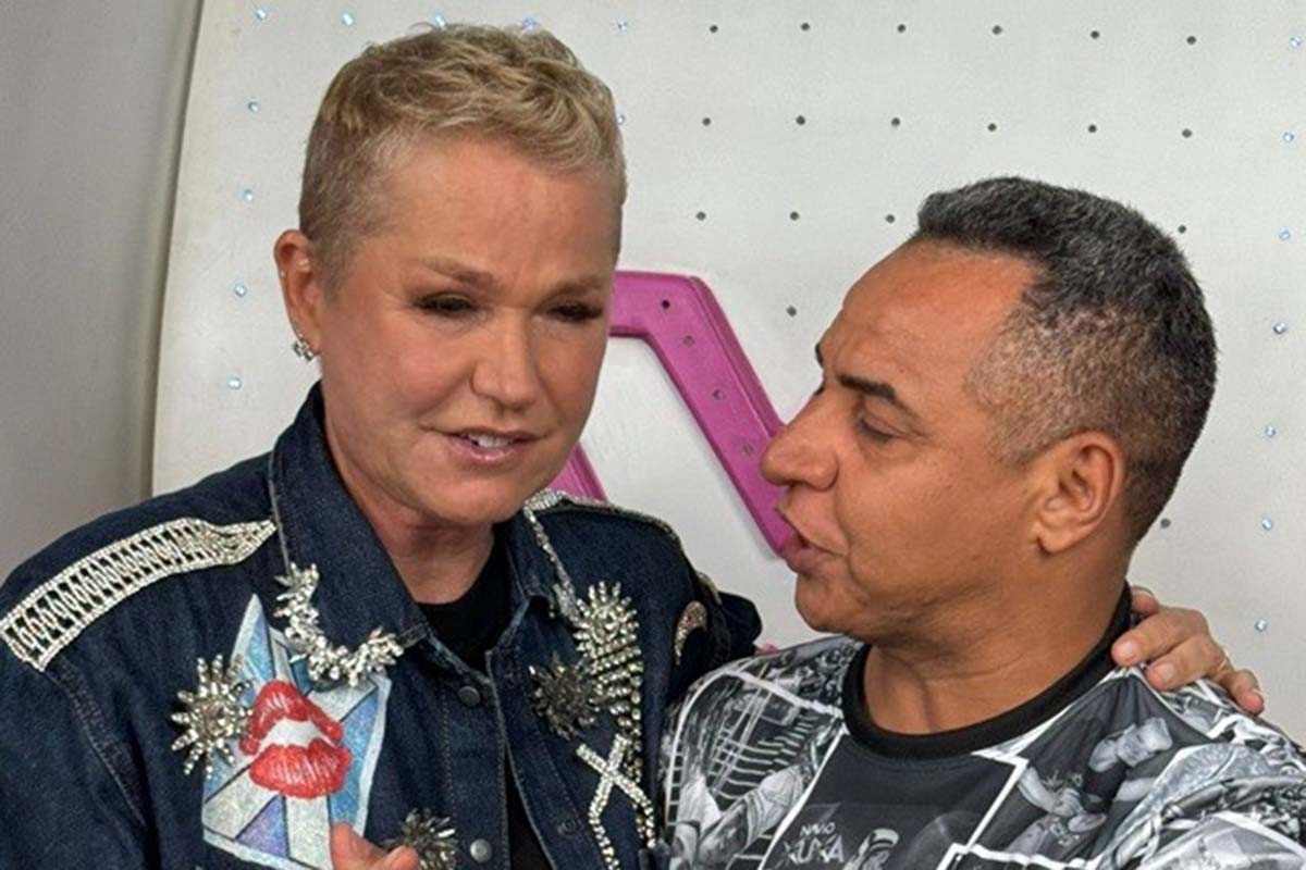 Xuxa e Luciano Mello no lançamento do Xuxaverso, no Rio.