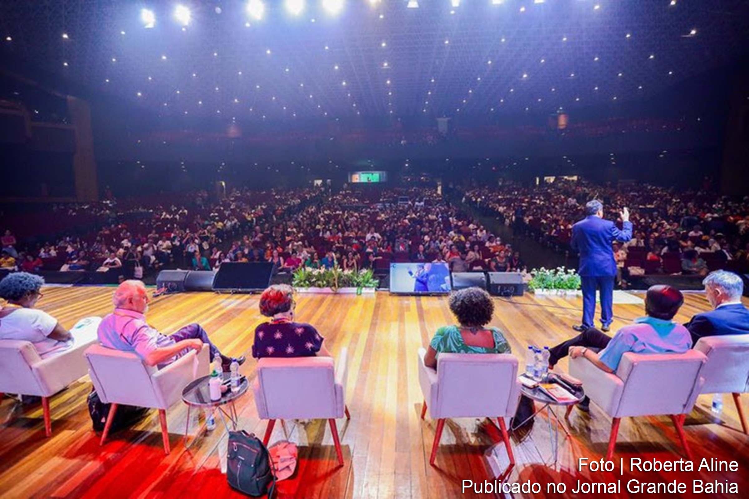 Textos criam diretrizes para alimentação adequada nas escolas, incentivam o consumo de alimentos saudáveis e aprimoram política de abastecimento para evitar desperdícios.