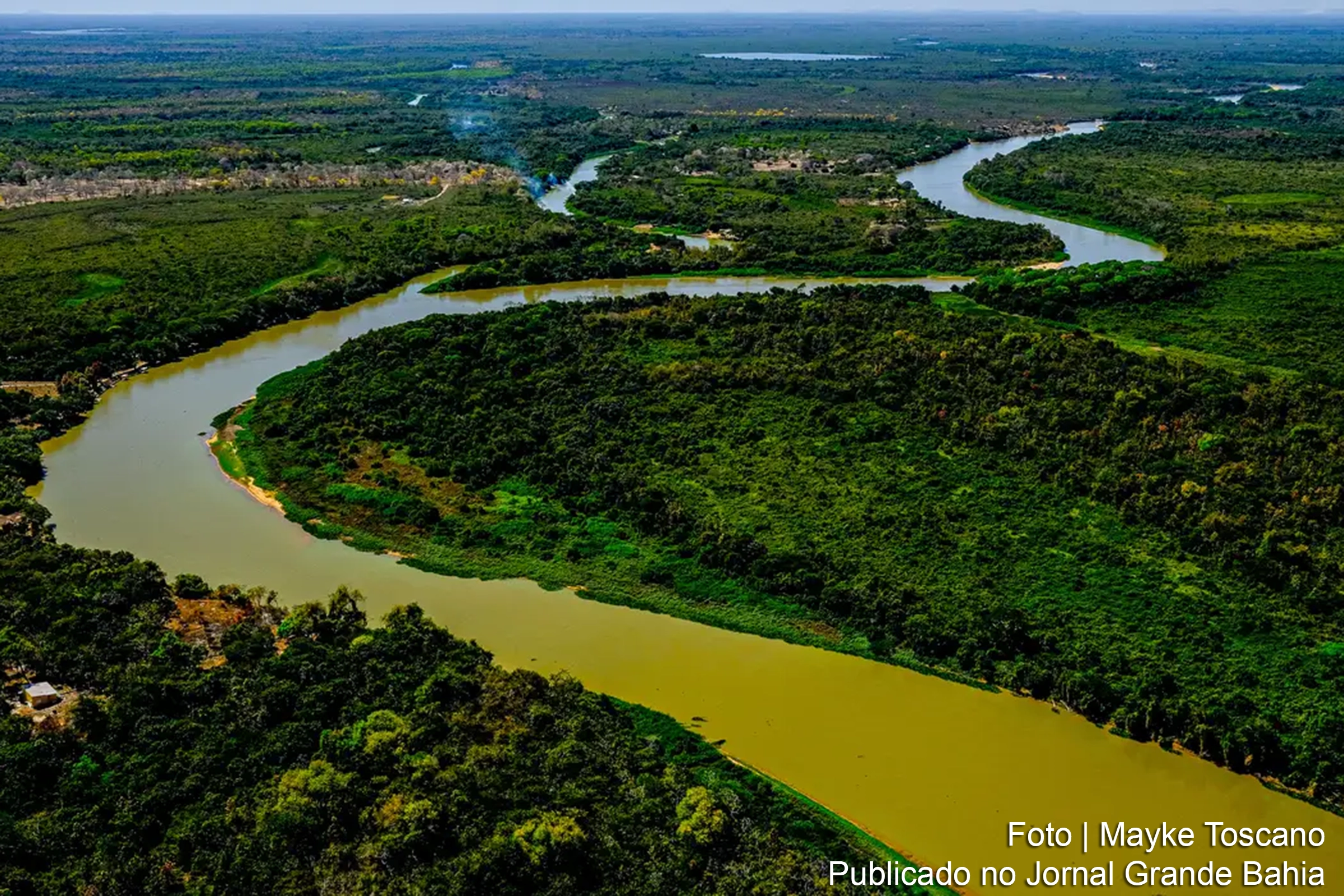 Governador Eduardo Riedel sanciona legislação que estabelece diretrizes para proteção, recuperação e exploração sustentável do bioma.