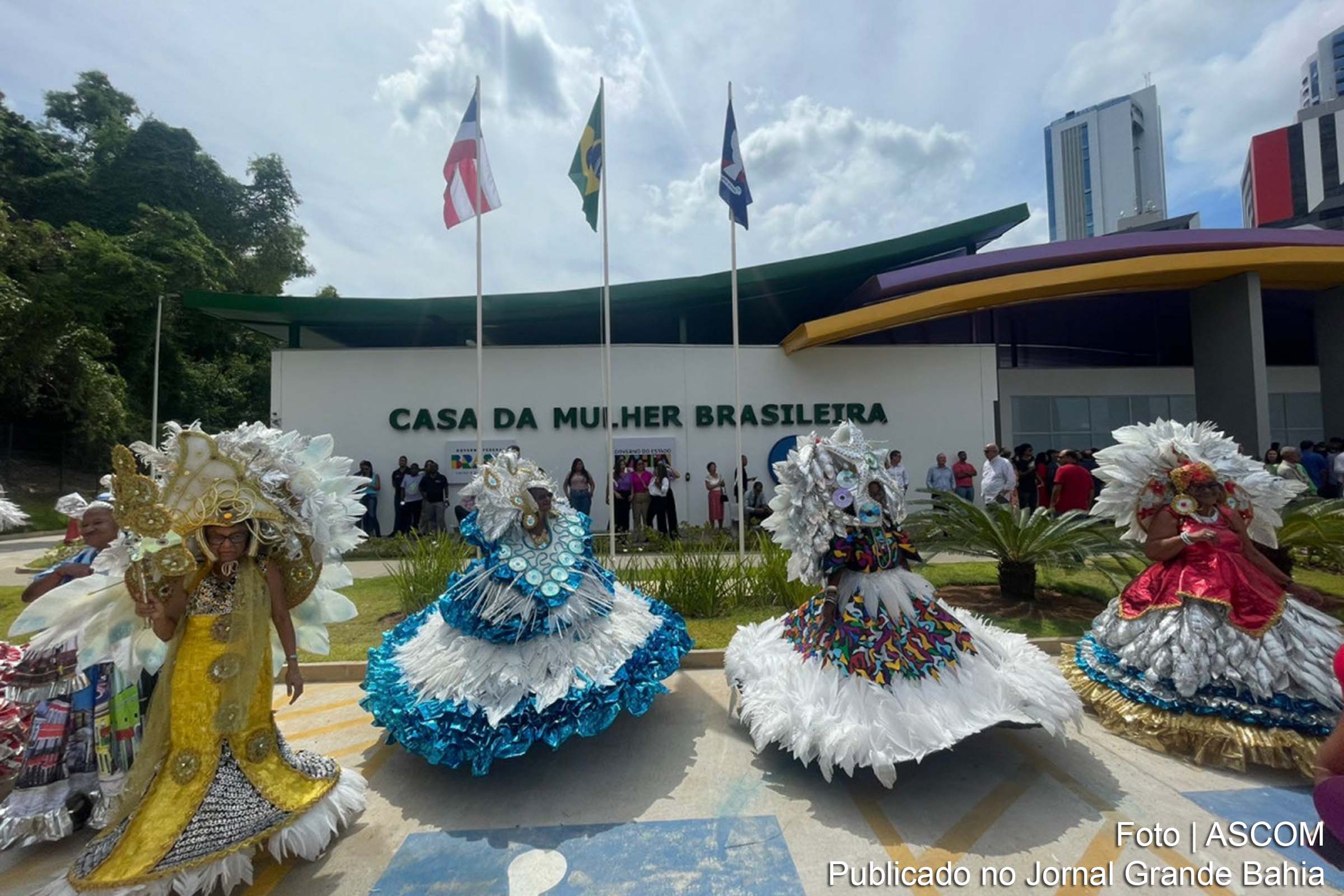 Unidade pioneira na Bahia reúne órgãos de proteção à mulher em um único local, oferecendo acolhimento e apoio 24 horas por dia.