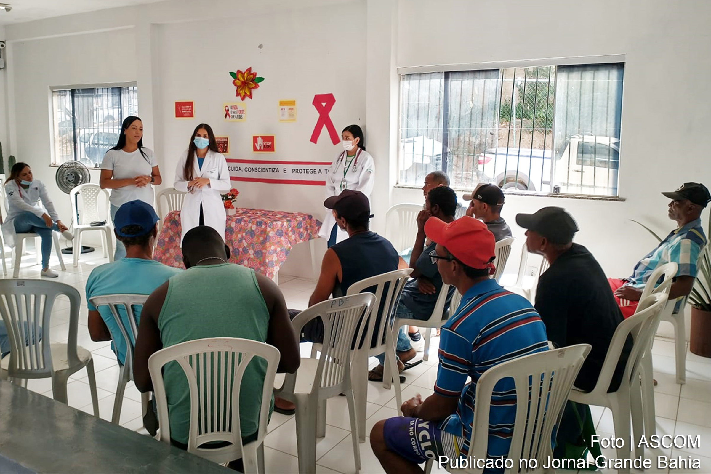 Ações educativas e testagem para diagnóstico de HIV são promovidas pela Unidade de Saúde da Família no Centro Pop de Feira de Santana.