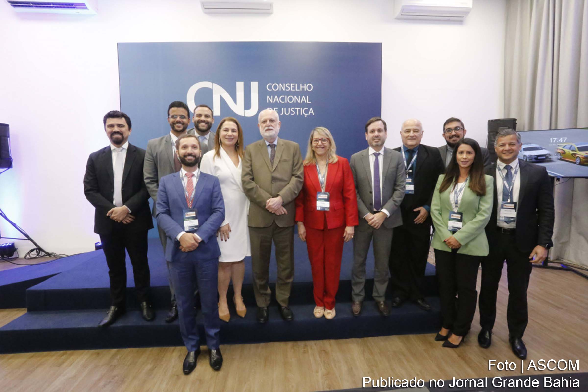 O Tribunal de Justiça da Bahia recebeu a Comitiva do CNJ para discutir a implementação do Programa Justiça 4.0, destacando a integração da Plataforma Digital do Poder Judiciário e a qualidade dos dados transmitidos.