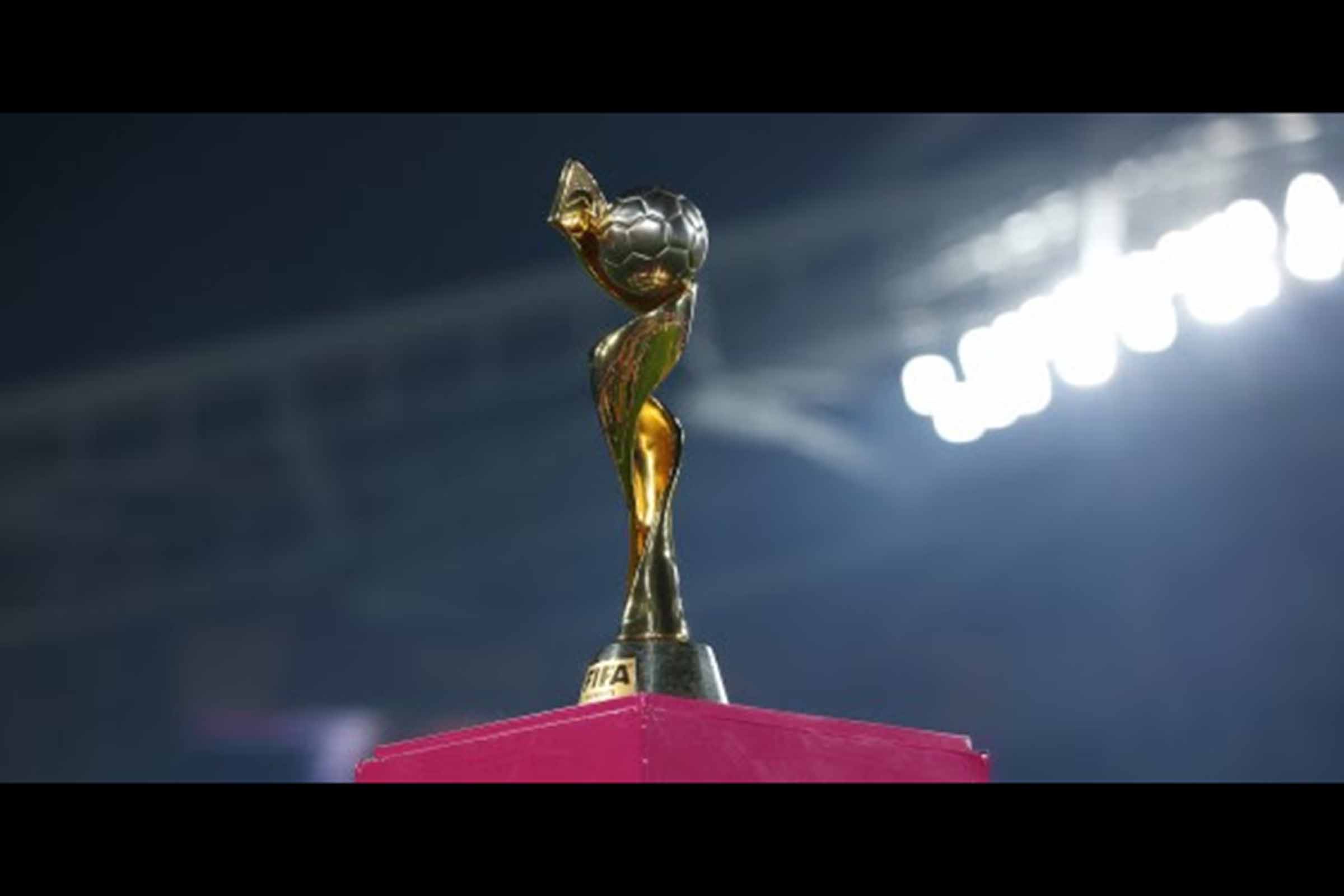 Associações de três confederações apresentam cadernos de propostas para a Copa do Mundo Feminina da FIFA 2027™; decisão será tomada em votação aberta em maio de 2024.