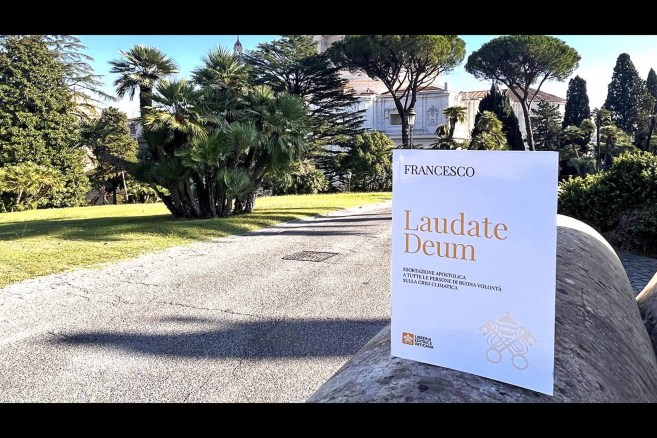 Publicada a exortação apostólica "Laudate Deum", o Papa Francisco faz um apelo urgente à corresponsabilidade diante da emergência das mudanças climáticas, destacando a necessidade de ação imediata.