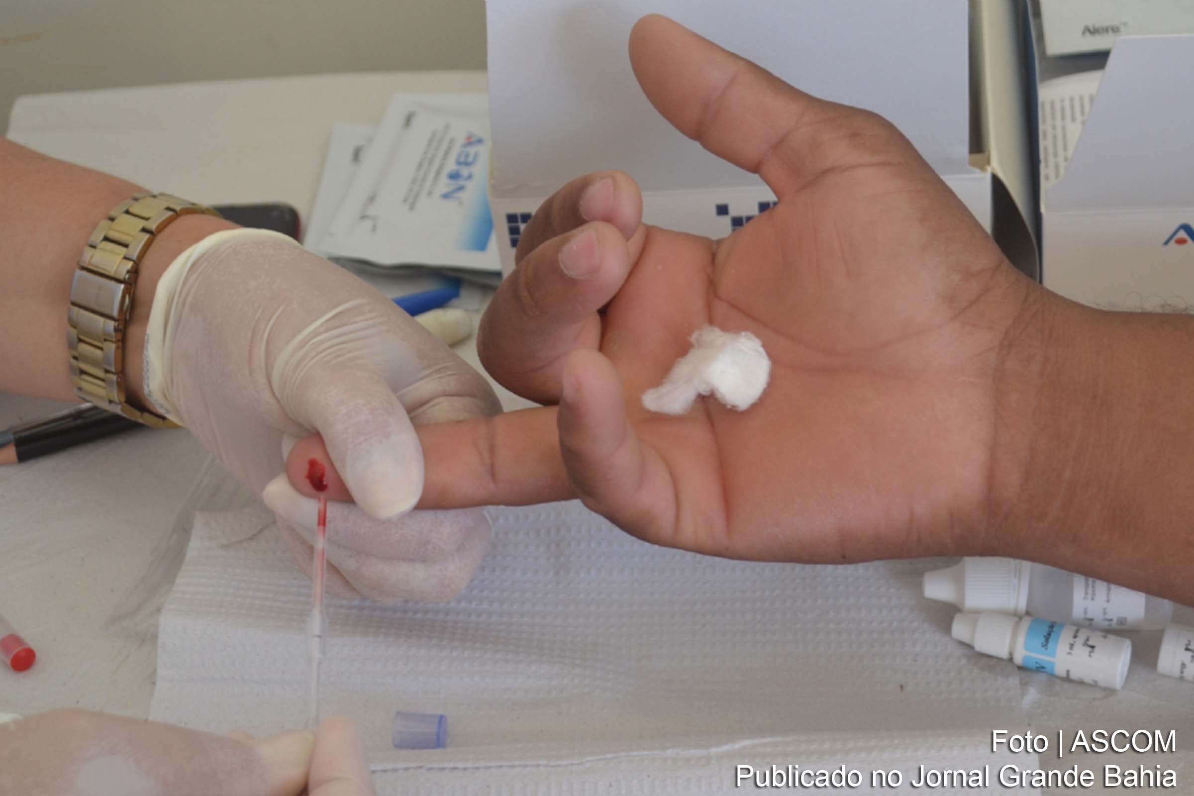 Campanha busca alertar a população sobre prevenção e tratamento precoce das infecções sexualmente transmissíveis.