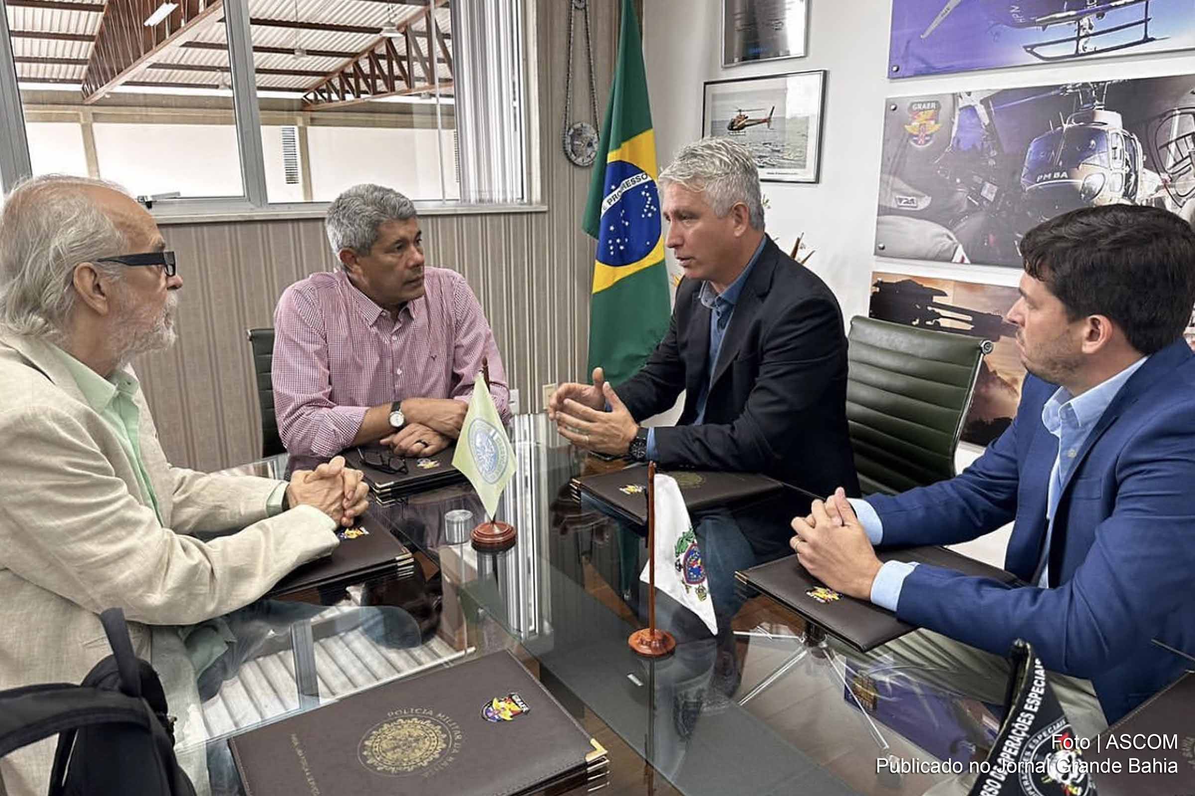 Assinatura histórica do contrato entre CBPM e Homerun Brasil Mineração Ltda representa um marco na mineração baiana. Governador Jerônimo Rodrigues destaca investimento.