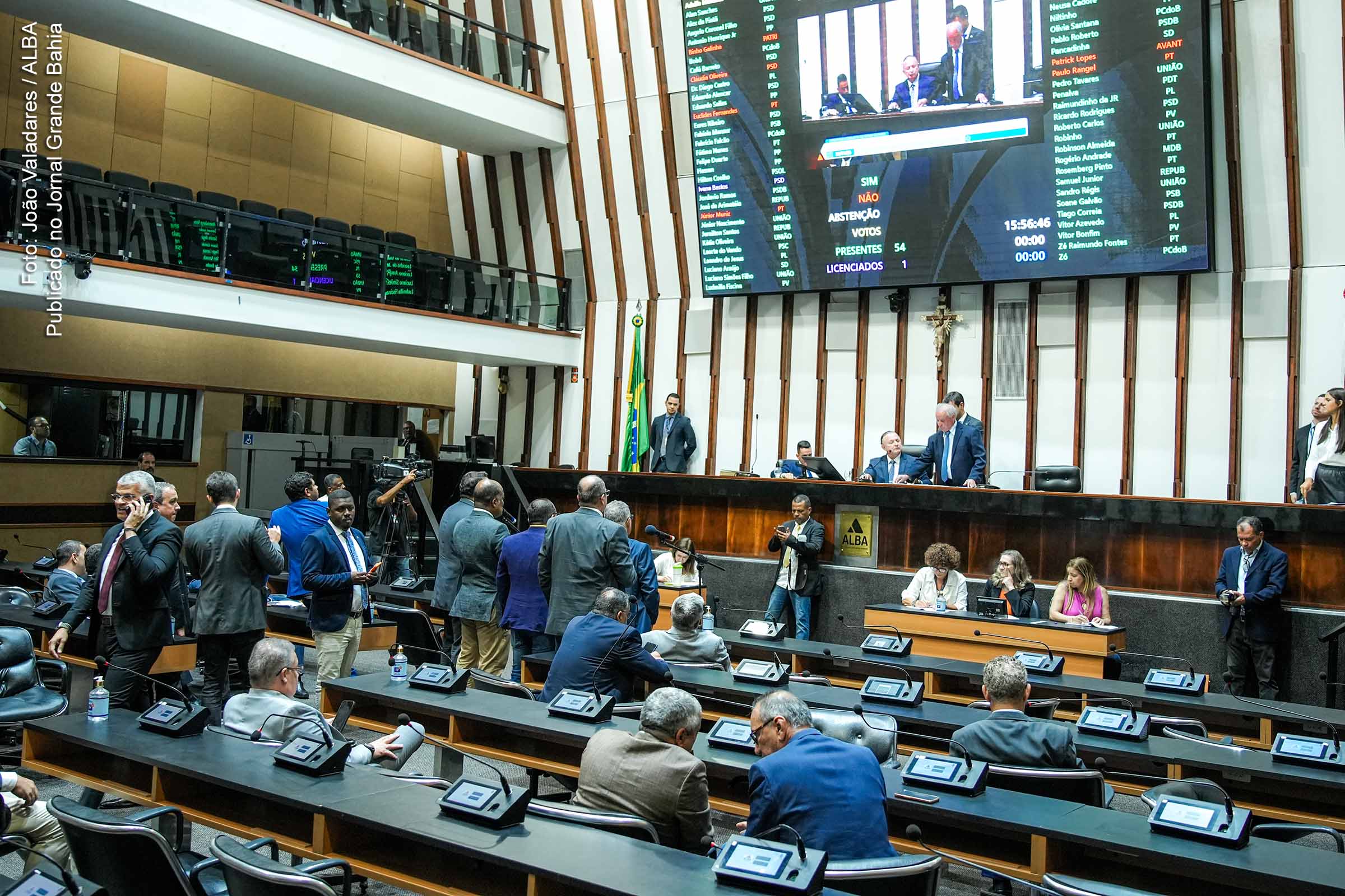 Incentivos fiscais e reestruturação policial são destaques em votação unânime na ALBA.