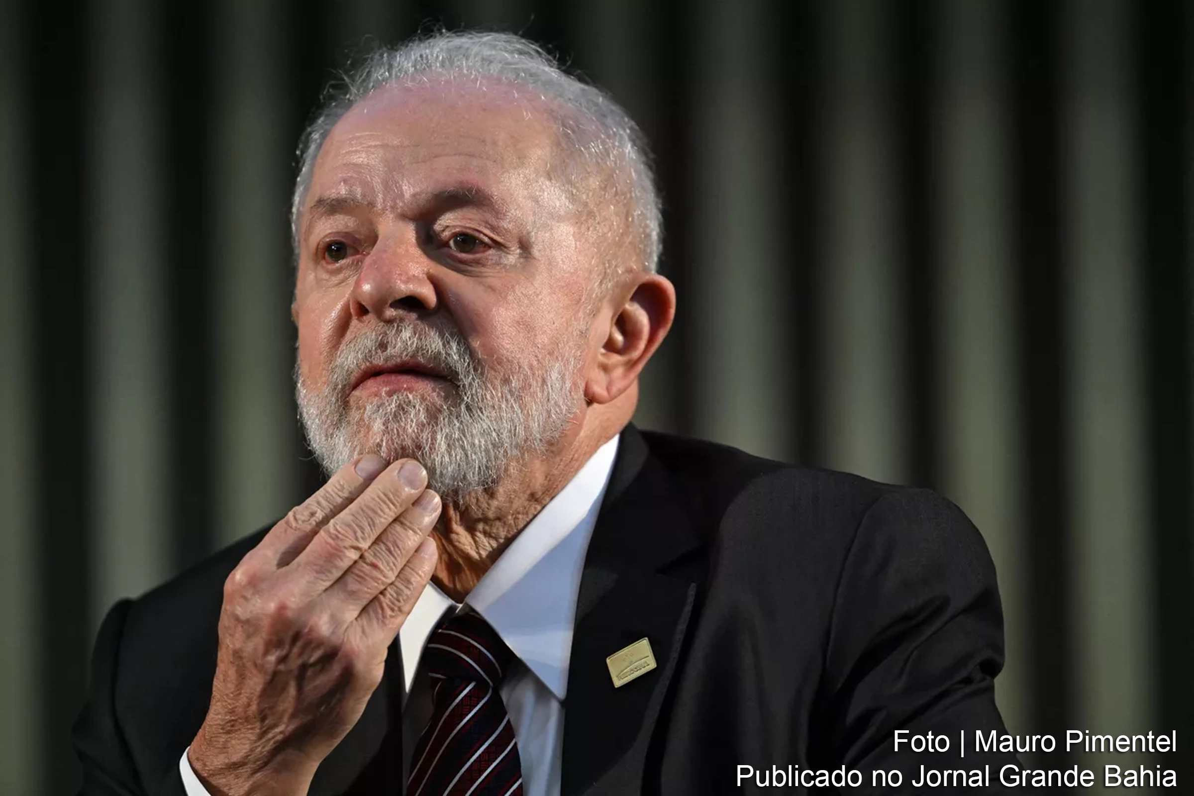 Presidente Lula busca solução diplomática na Cúpula do Mercosul.