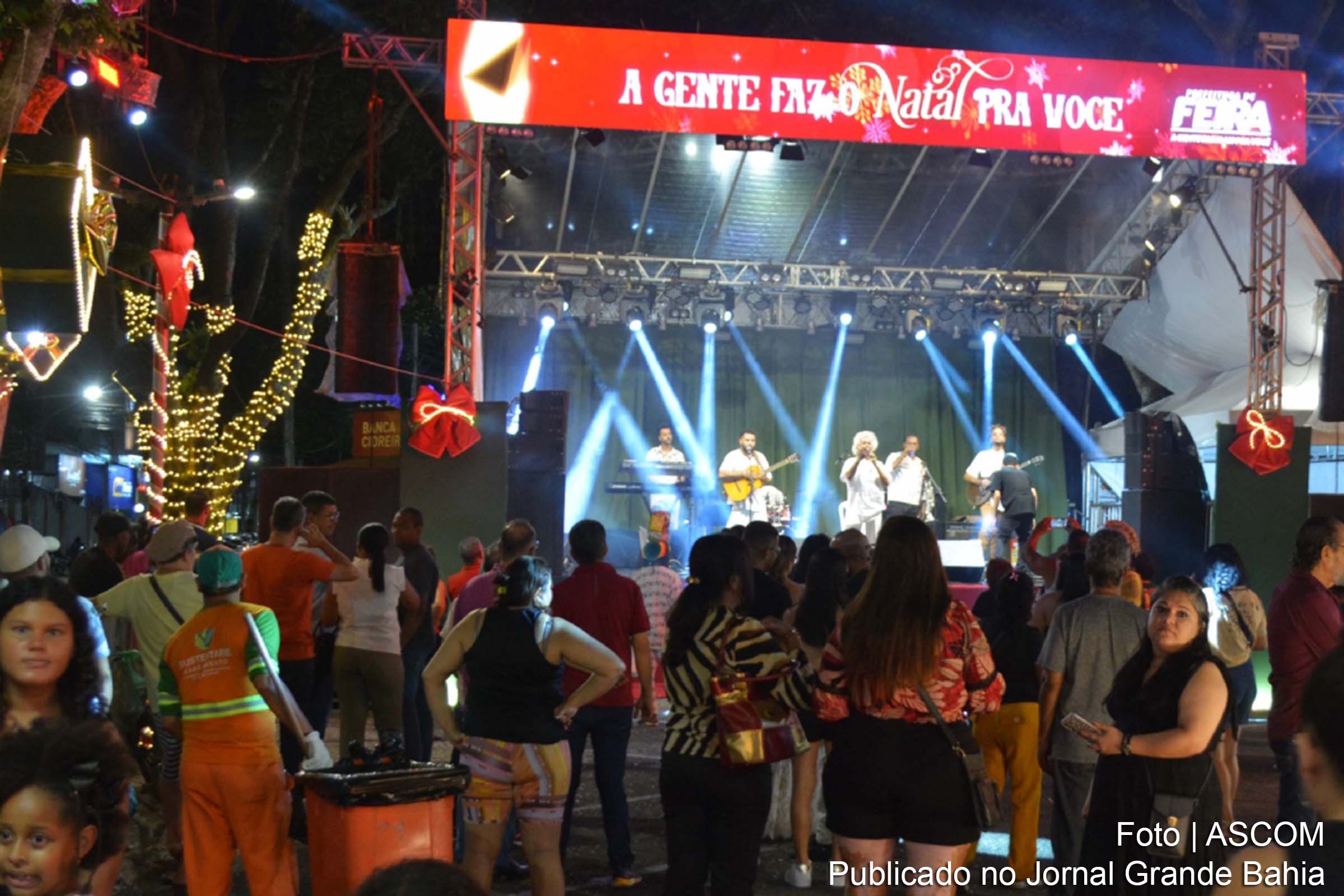 Centro de Feira de Santana se transforma em palco de encanto e alegria com programação diversificada de Natal.