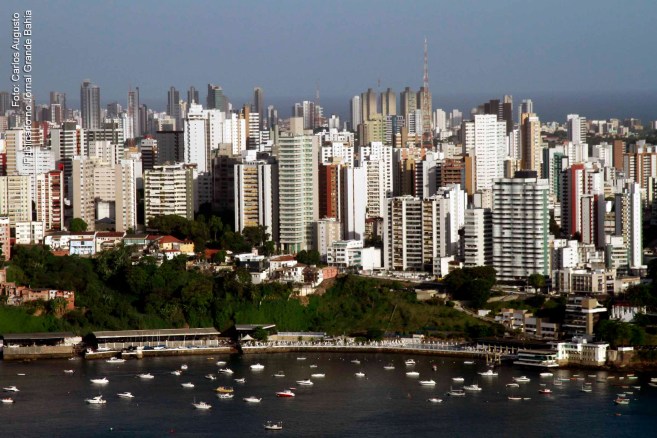 Uma imersão na história e sofisticação do Yacht Clube da Bahia, ícone cultural de Salvador.
