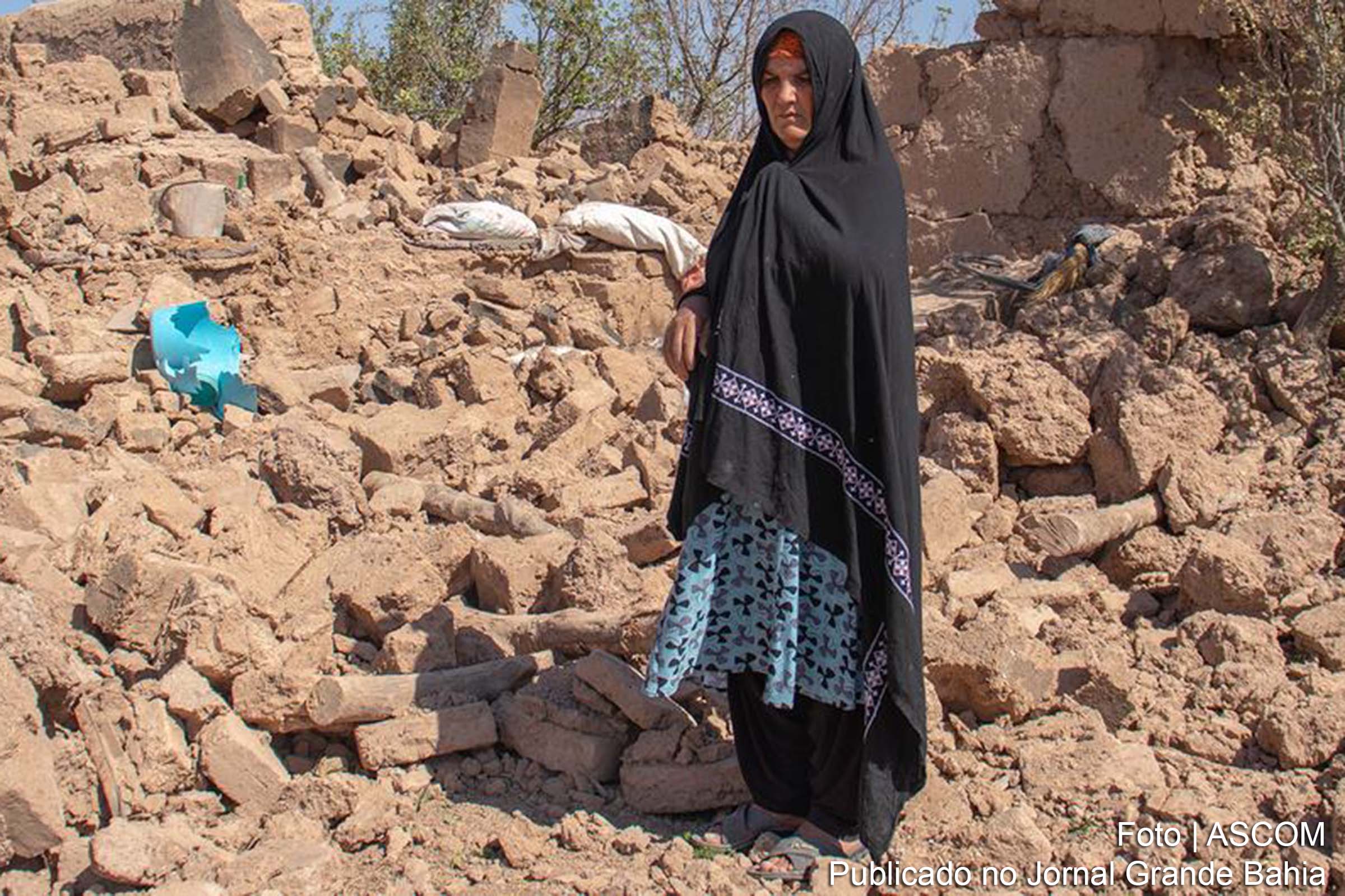 Após 100 dias dos terremotos no oeste do Afeganistão, Unicef pede auxílio urgente para as mais de 96 mil crianças impactadas, enfrentando um inverno rigoroso.