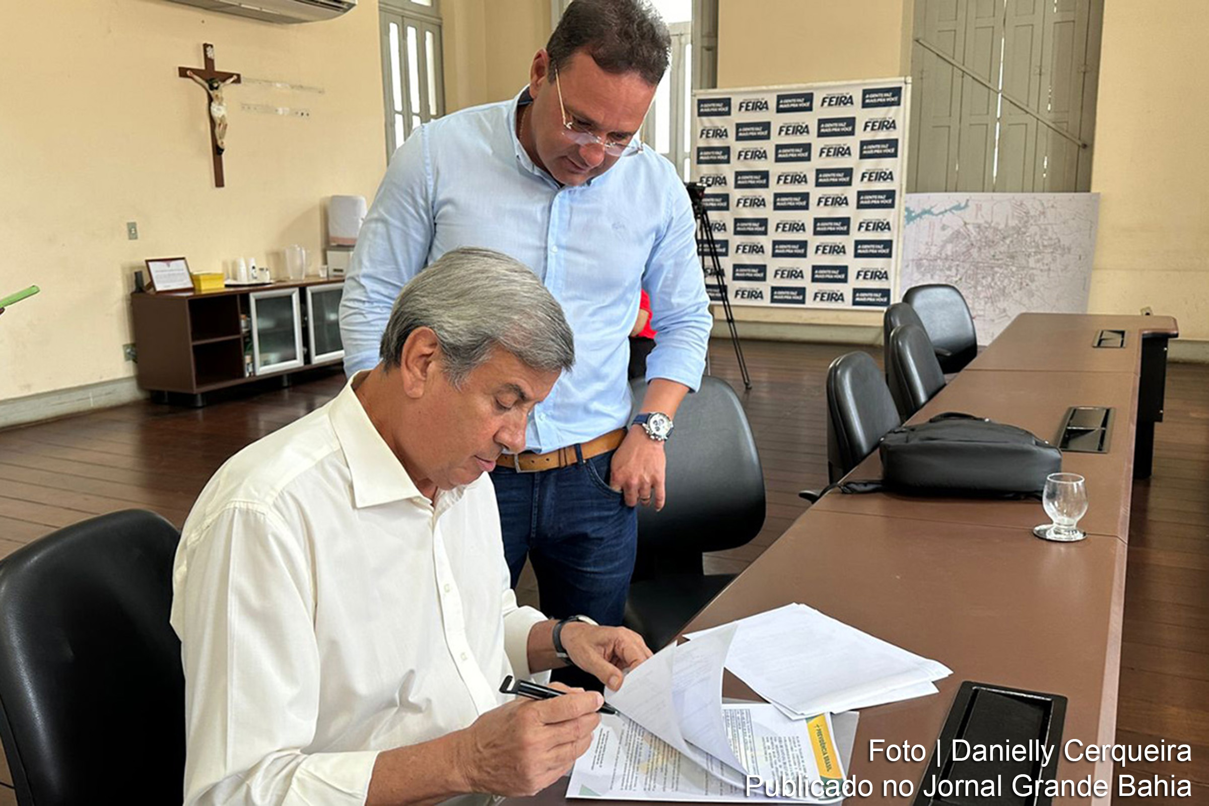 Feira de Santana: Prefeito Colbert Martins e secretário Alexandre Monteiro firmam acordo para implementação do Projeto Mais Previdência Brasil