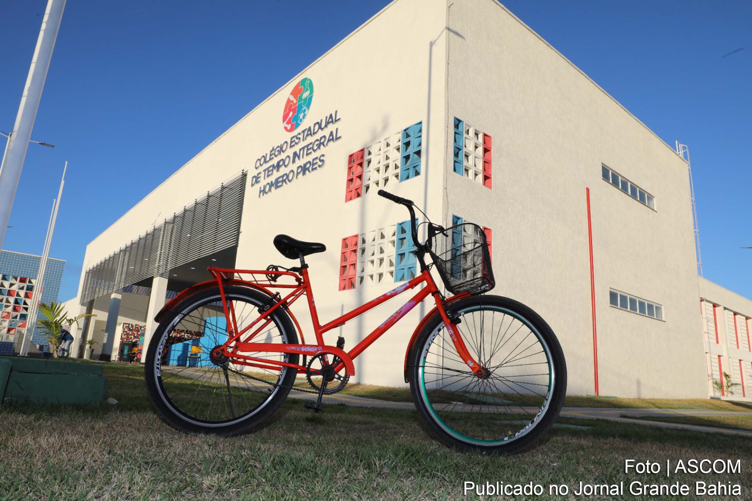 Obras de requalificação transformam Educação e geram empregos na Bahia