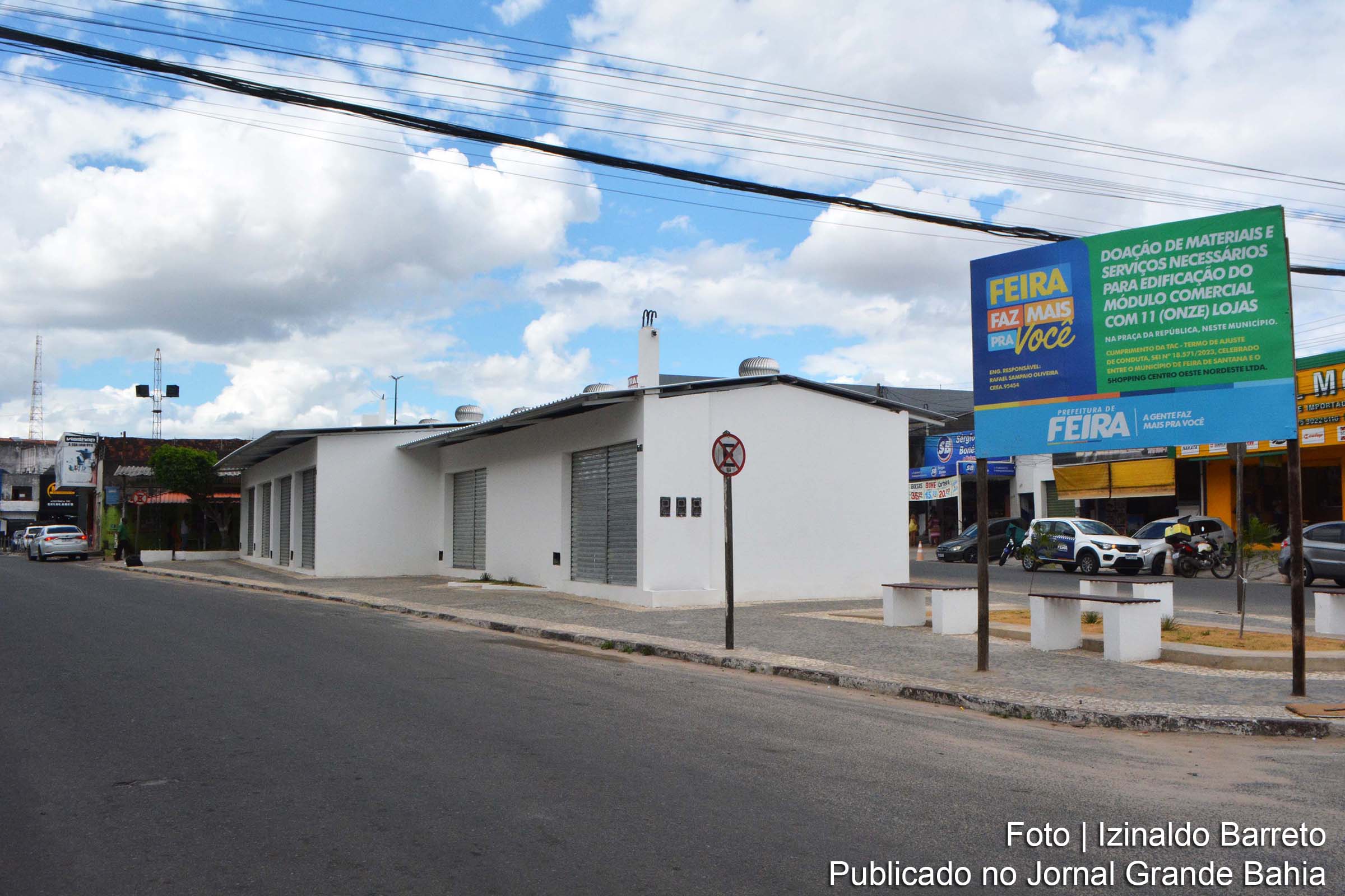 Onze novos pontos comerciais na Praça da República oferecem uma expansão significativa para comerciantes locais, enriquecendo a experiência dos frequentadores.
