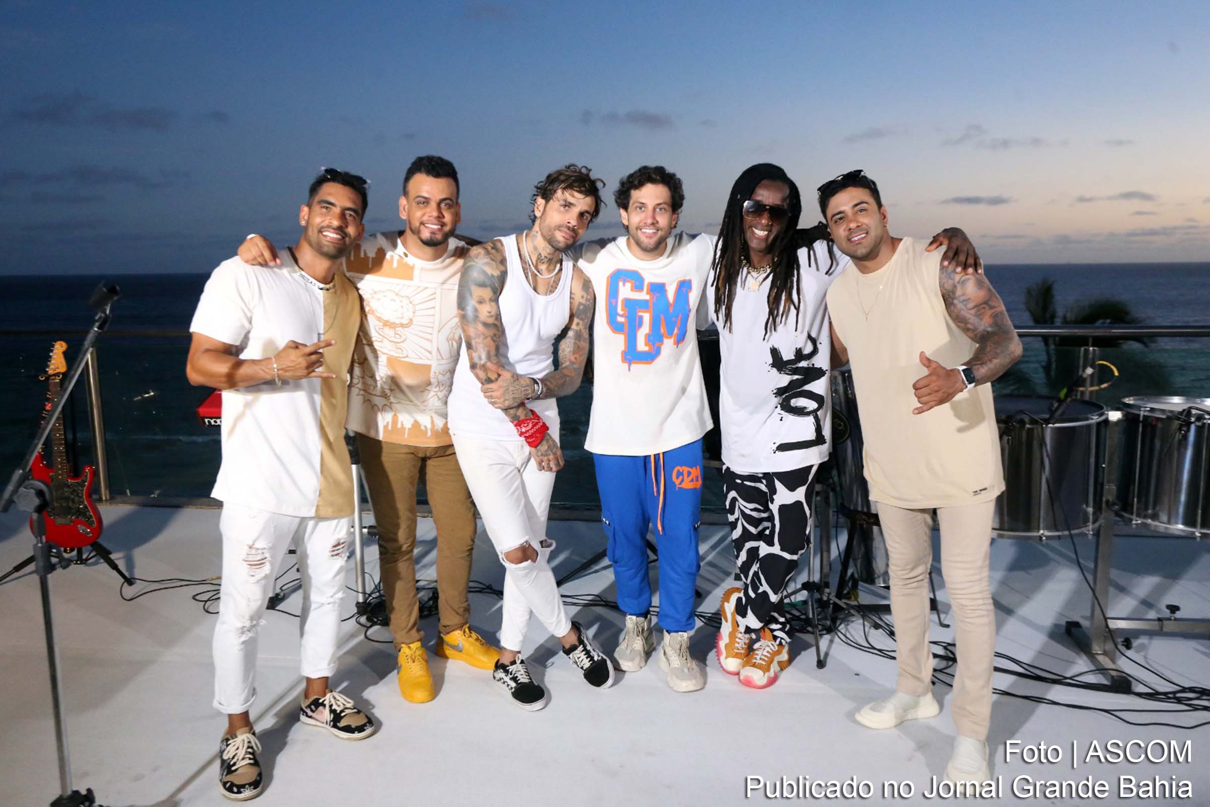 Salvador: Jammil antecipa a energia carnavalesca em edição especial do show ‘Vamos Ver o Pôr do Sol’ na Ponta de Humaitá