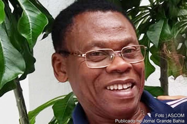 Prefeito Colbert Martins Filho determina luto oficial após o falecimento de Jorge Cazumbá, destacando a contribuição exemplar do funcionário público à Administração Pública e à educação municipal.